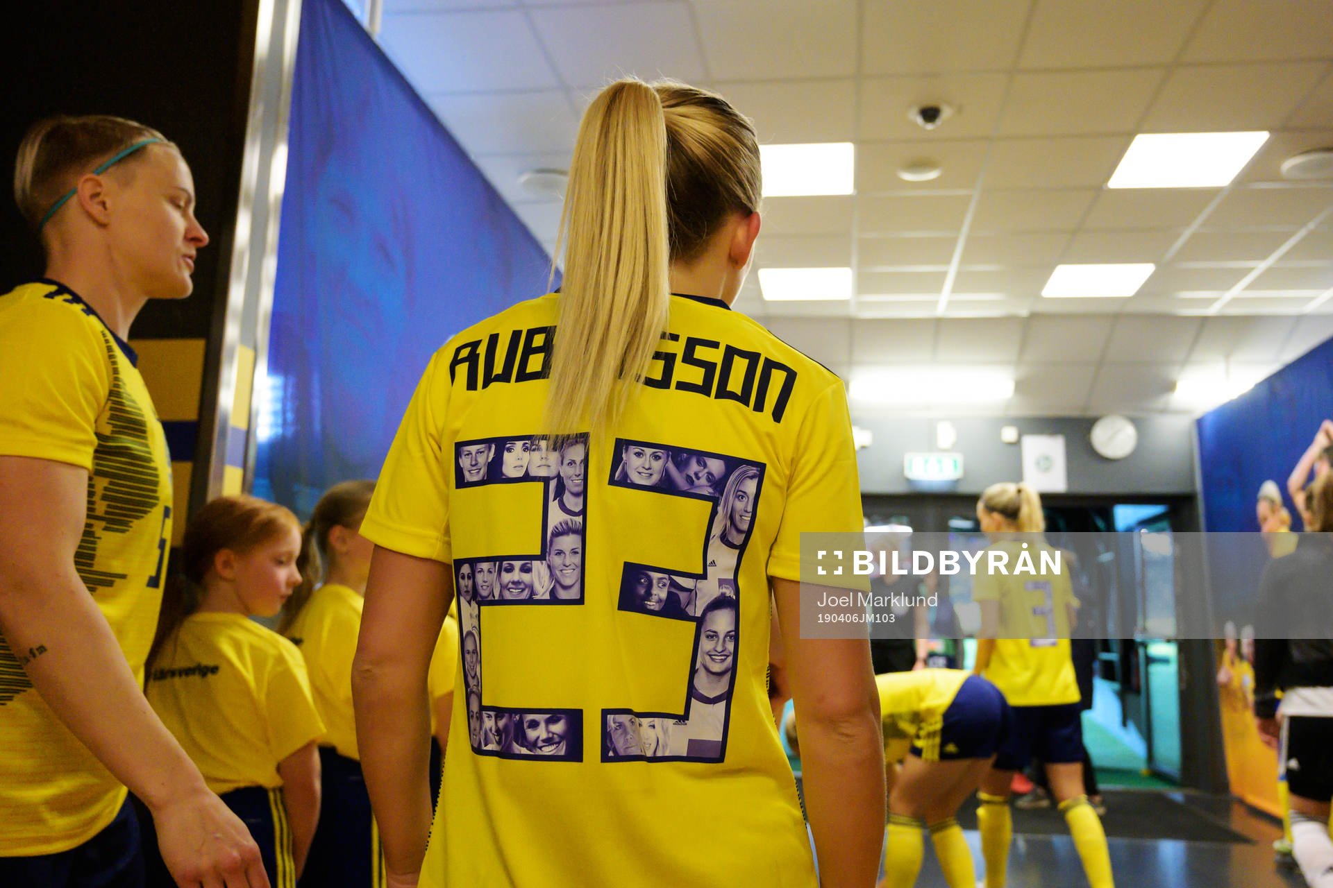 Elin Rubensson of Sweden in the players tunnel