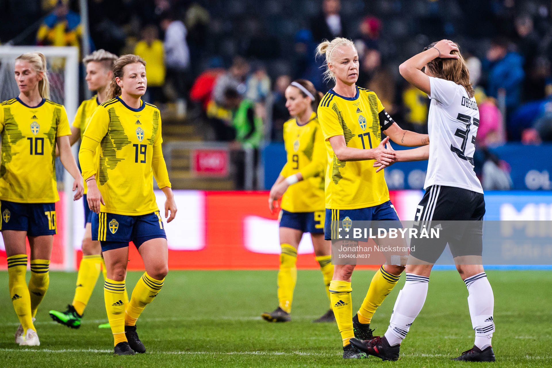 Caroline Seger of Sweden and Lena Sophie Oberdorf of Germany
