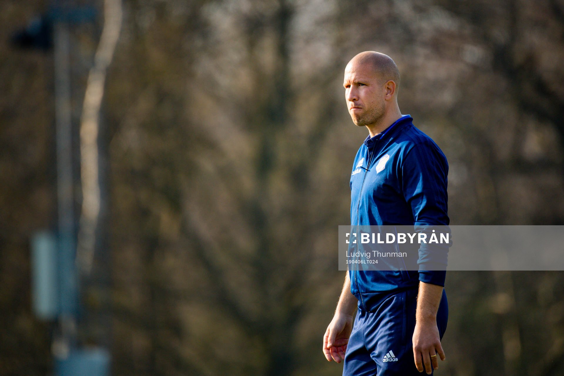 Eskilsminnes tränare Mattias Lindström deppar