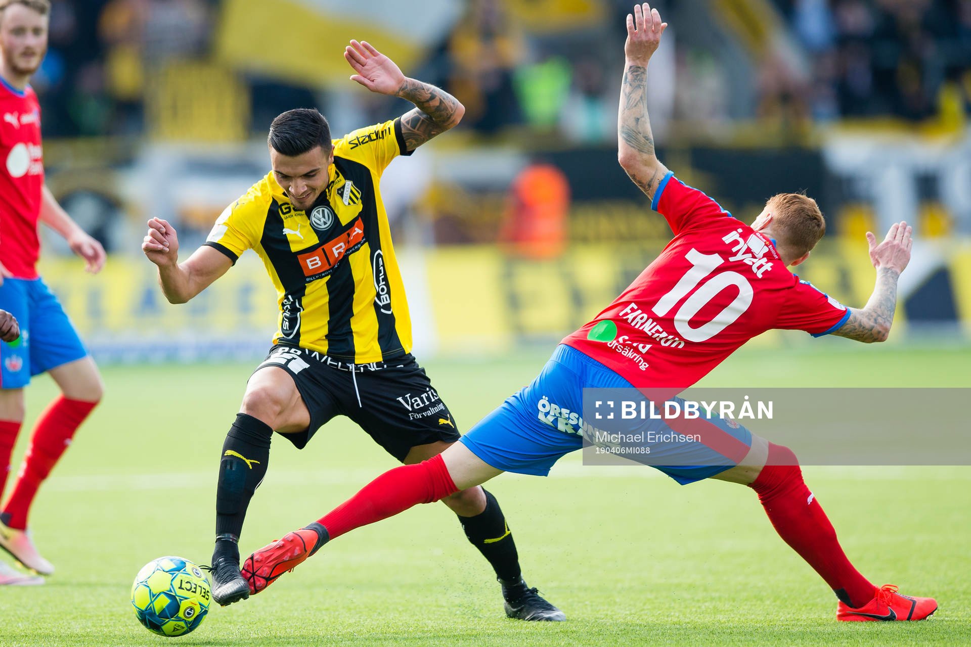 Häckens Ahmed Yasin och Helsingborgs Alexander Farnerud