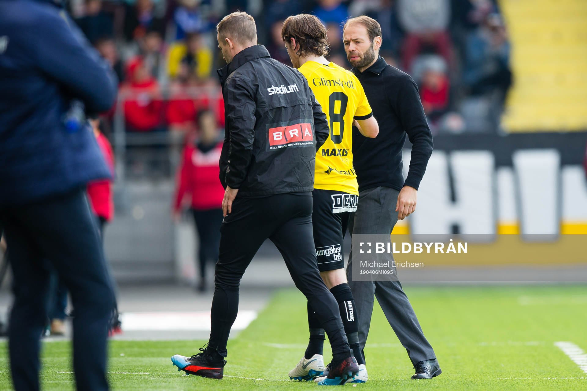 Häckens Erik Friberg tvinas utgå