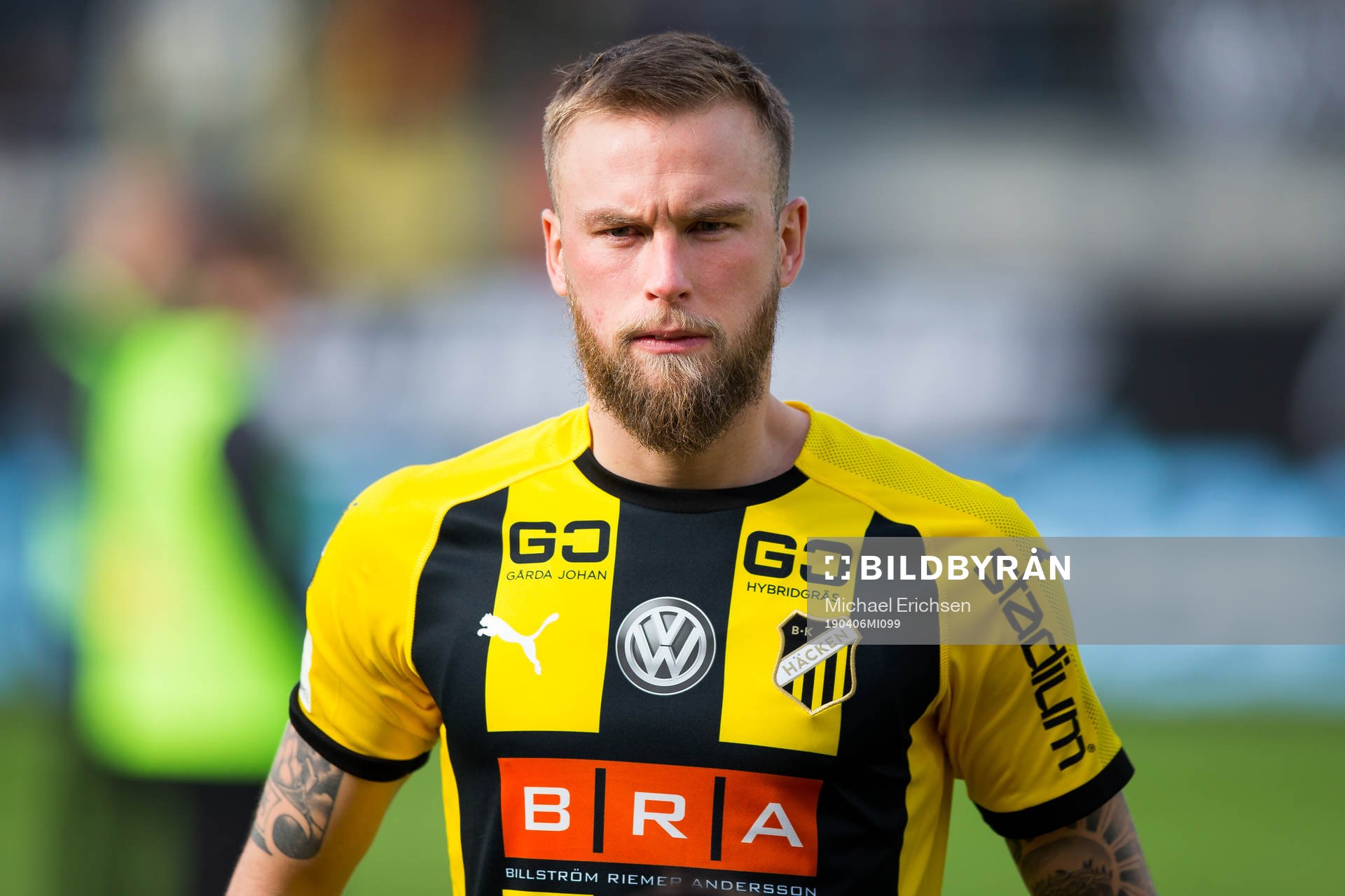 Häckens Alexander Faltsetas på line up innan fotbollsmatchen i allsvenskan mellan Häcken och Helsingborg den 6 april 2019 i Göteborg.