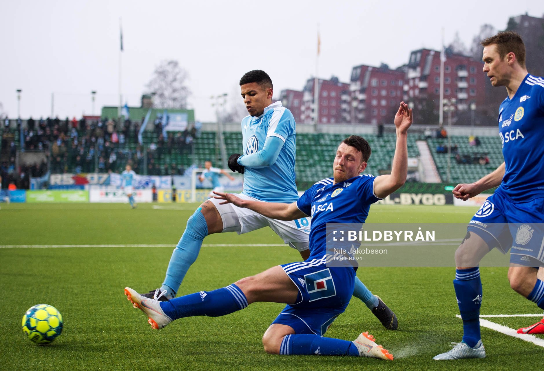 Malmö FFs Romain Gall och Sundsvalls Alexander Blomqvist