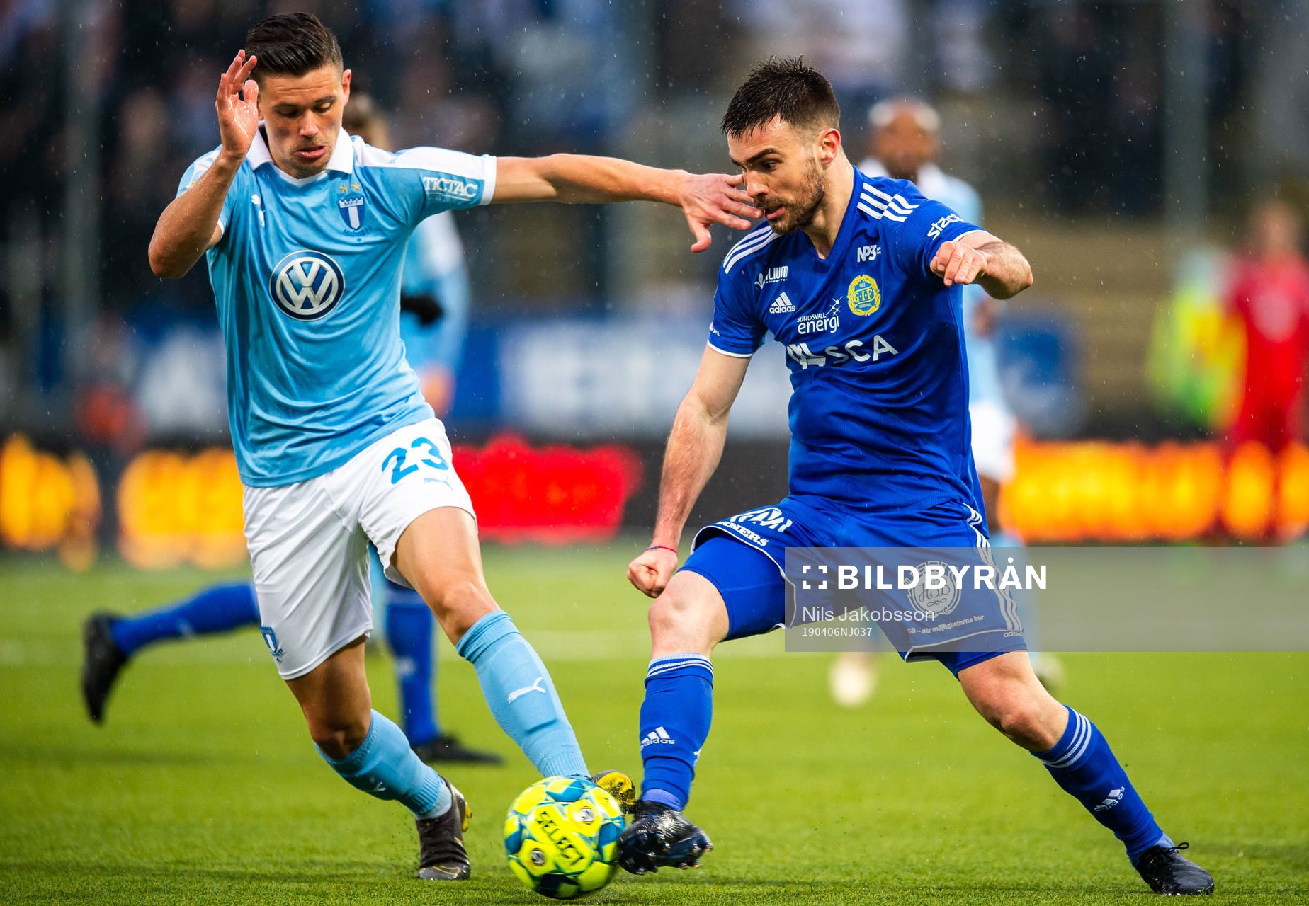 Malmö FFs Marcus Antonsson och Sundsvalls Carlos Gracia
