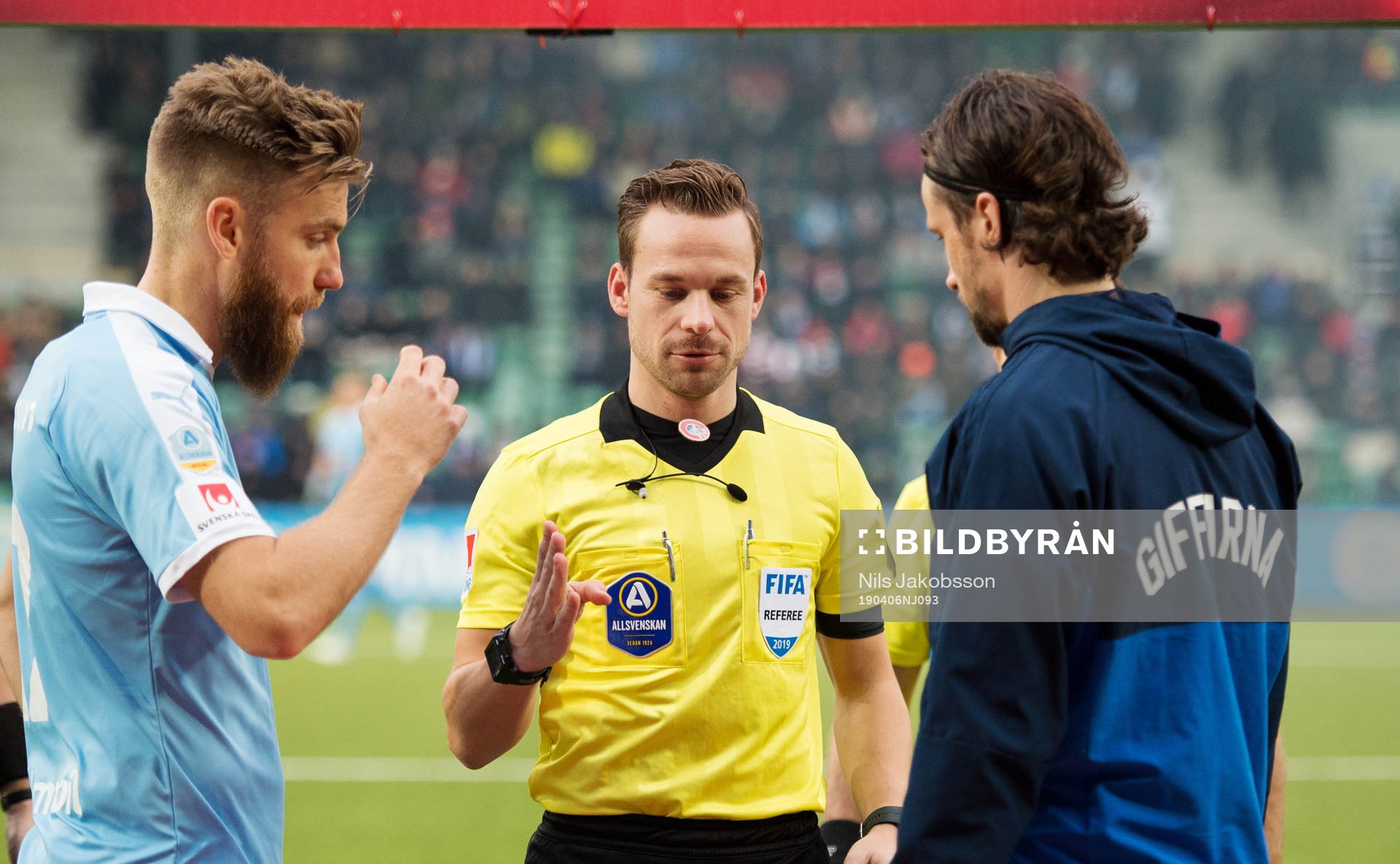 Malmö FFs Rasmus Bengtsson och Sundsvalls Linus Hallenius