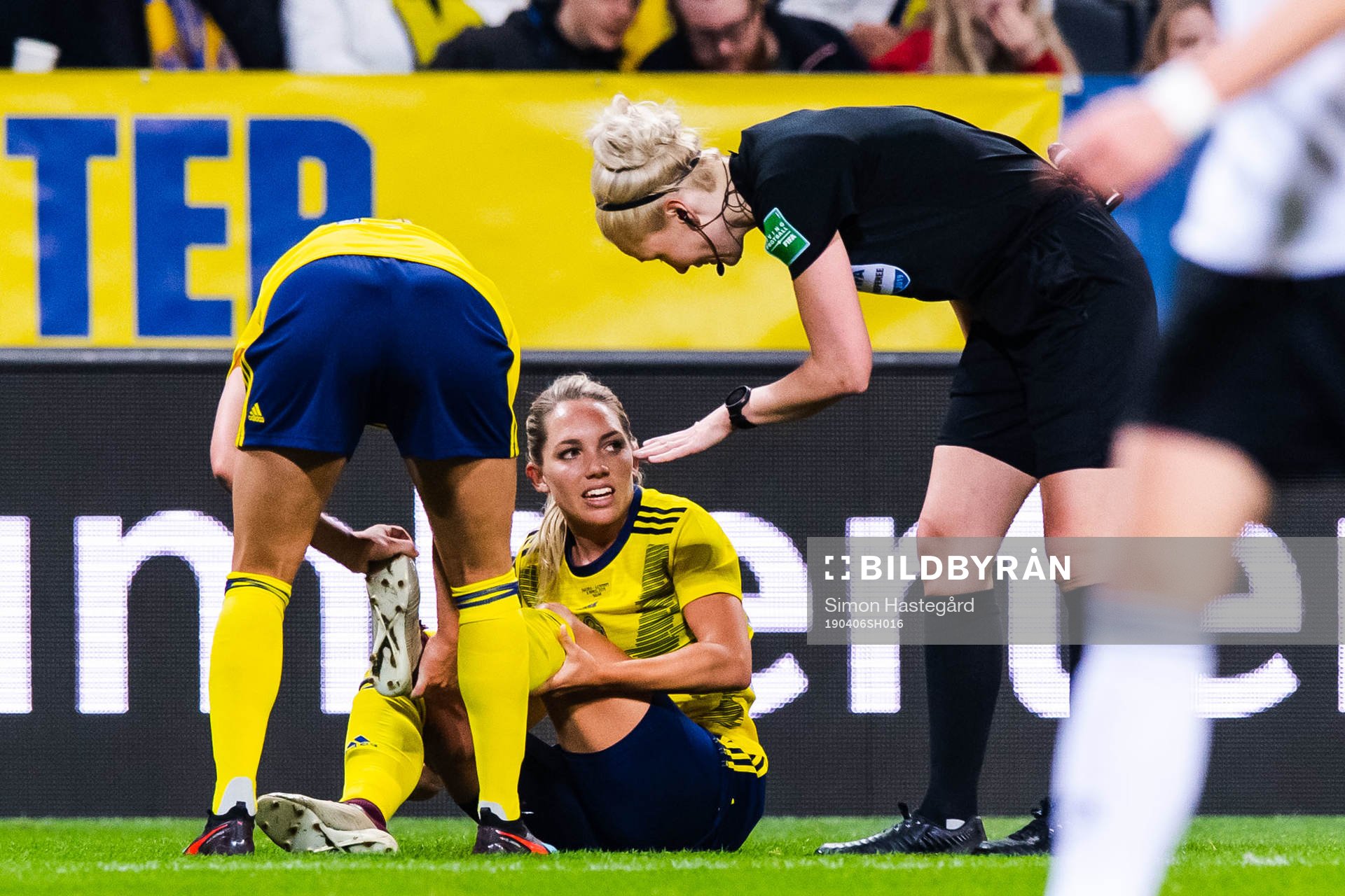Elin Rubensson of Sweden in pain