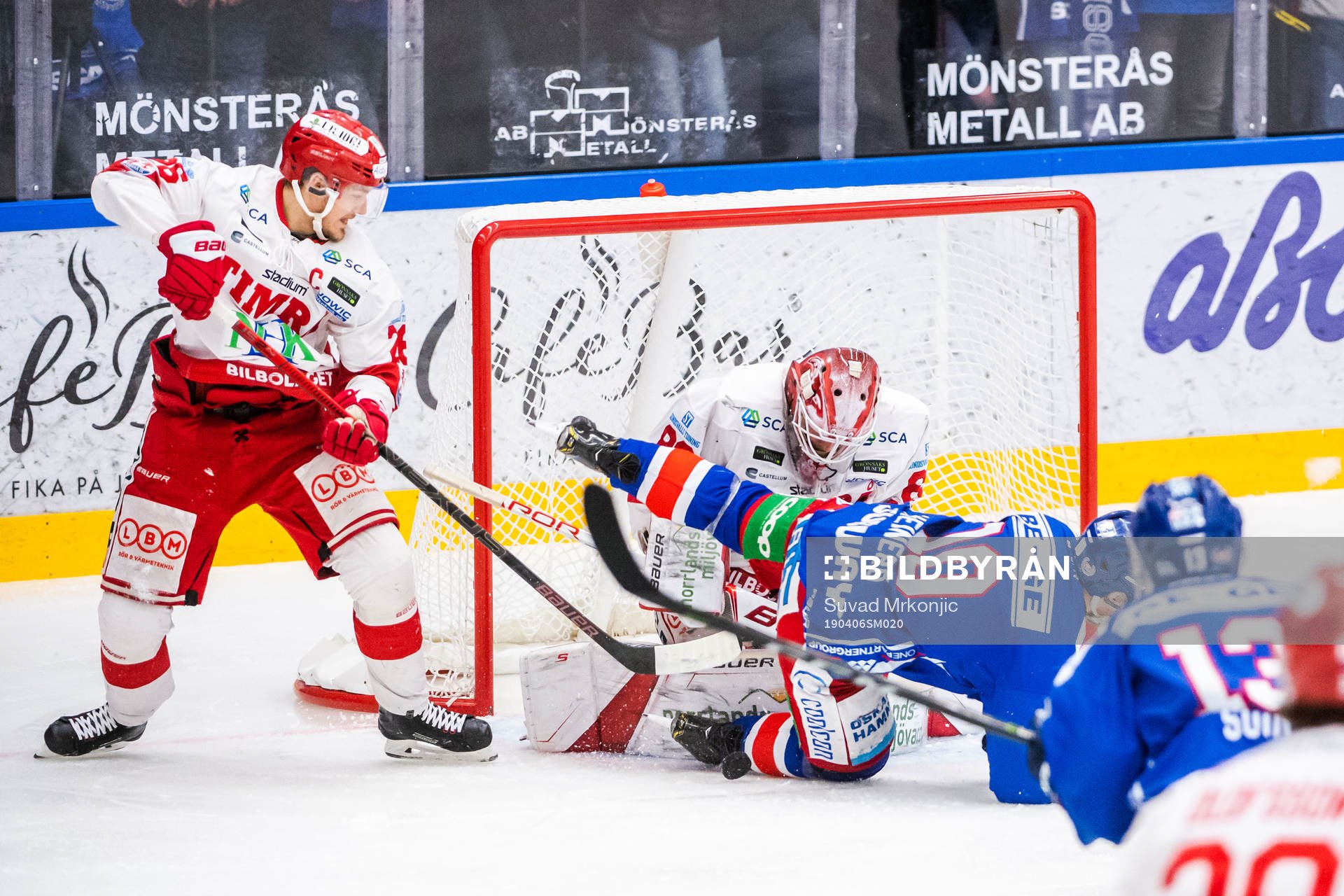 Timrås målvakt Niklas Svedberg och Oskarshamns Nicklas