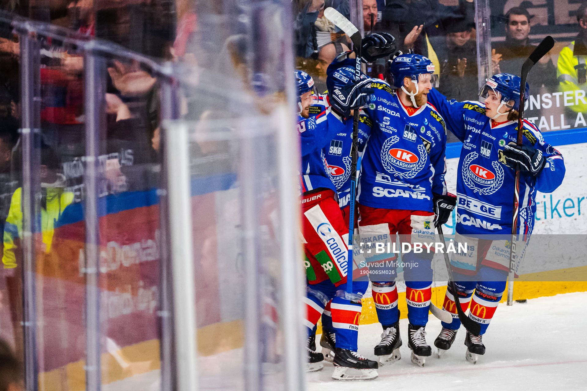 Oskarshamns Joakim Hillding jublar med lagkamrater