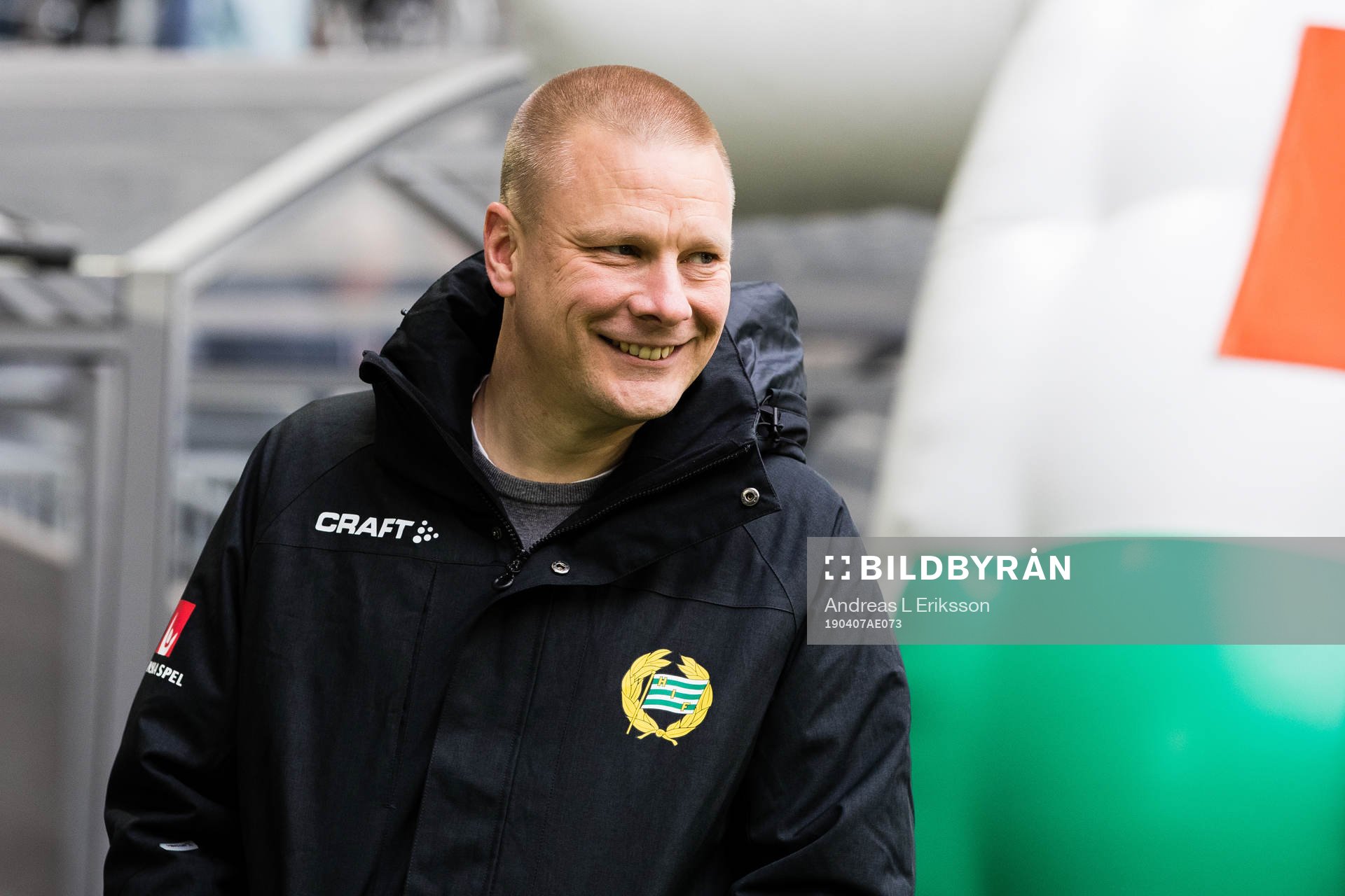 Hammarbys tränare Stefan Billborn innan fotbollsmatchen i