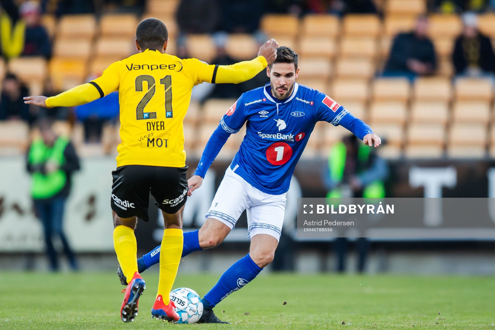 Alex Dyer of Lillestrøm and Eirik Valla Dønnem of Ranheim