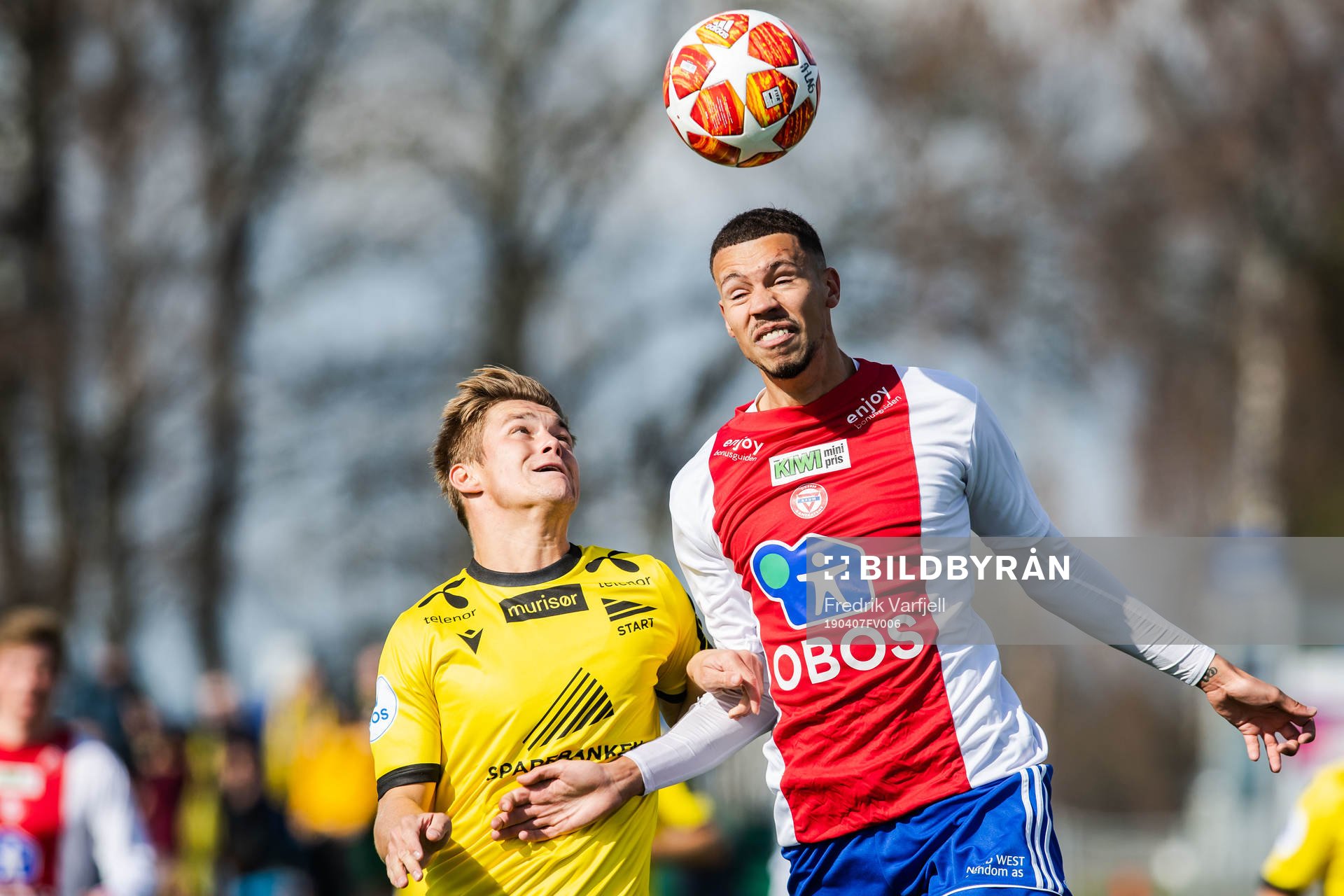 Mathias Idsøe Bringaker of Start and Emmanuel Troudart of