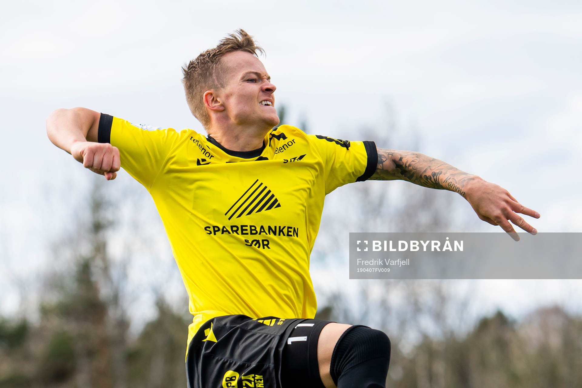 Aron Sigurdarson of Start celebrates