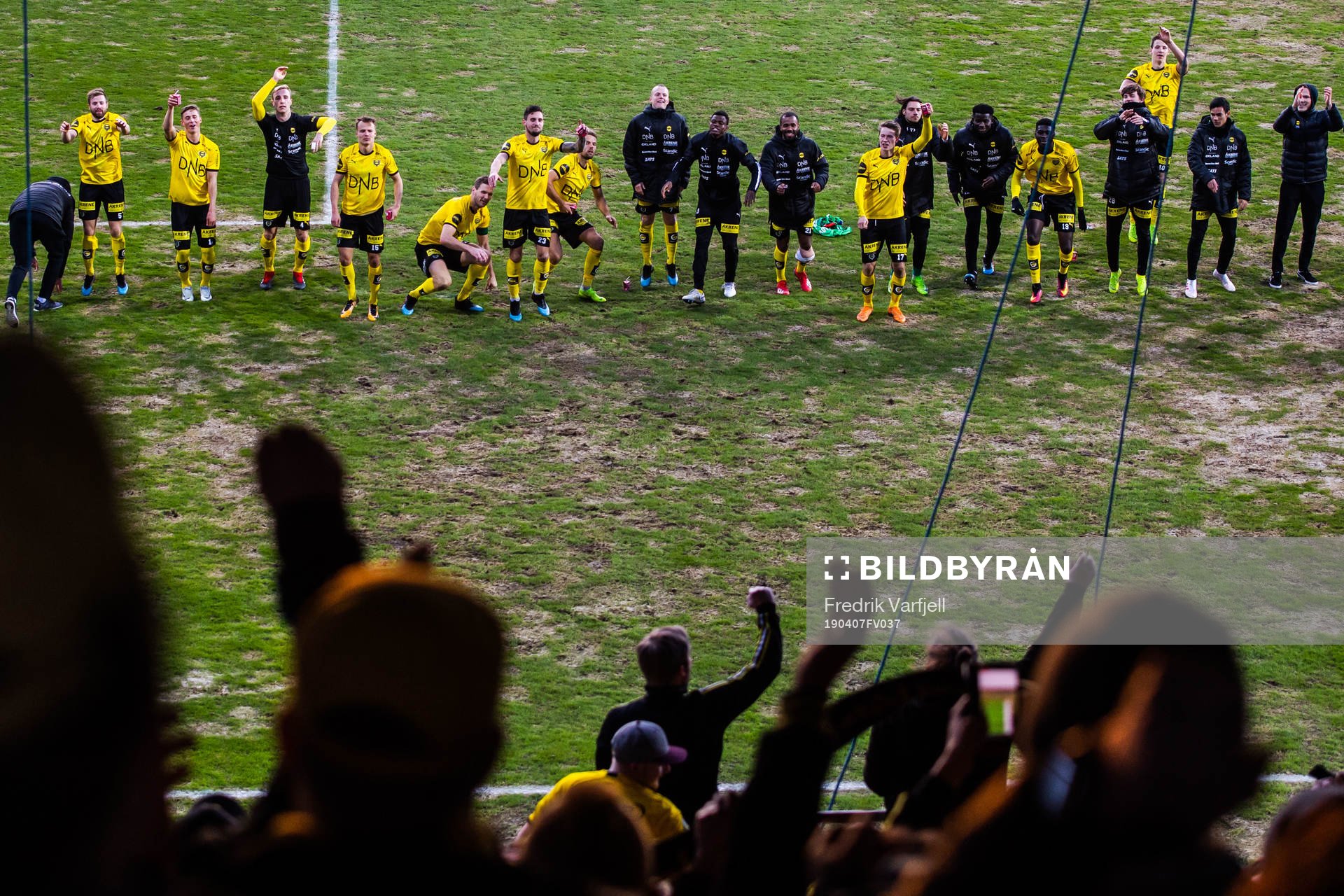 Players of Lillestrøm celebrates