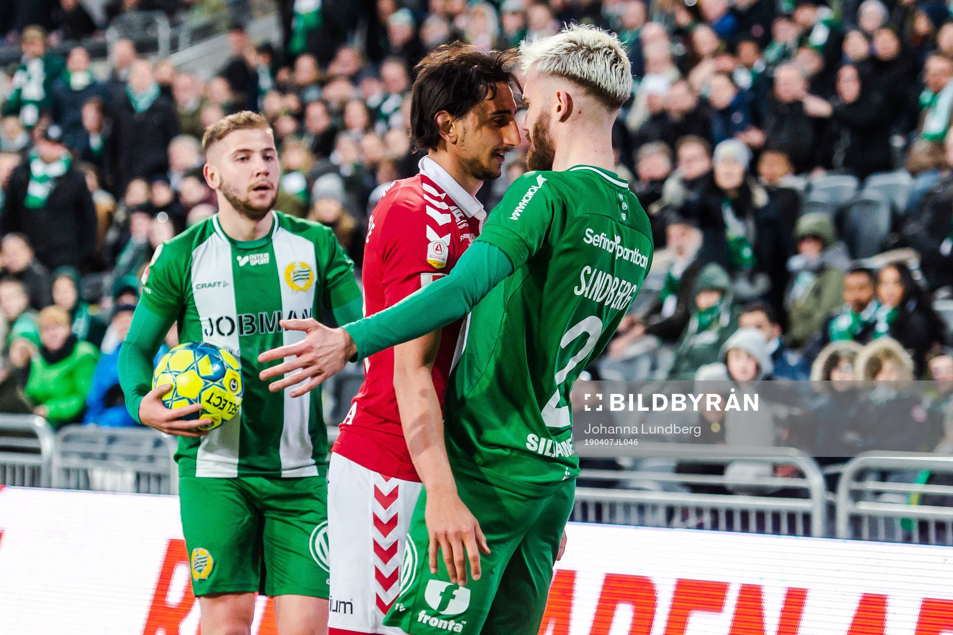 Kalmars Mahmoud Eid i bråk med Hammarbys Simon Sandberg