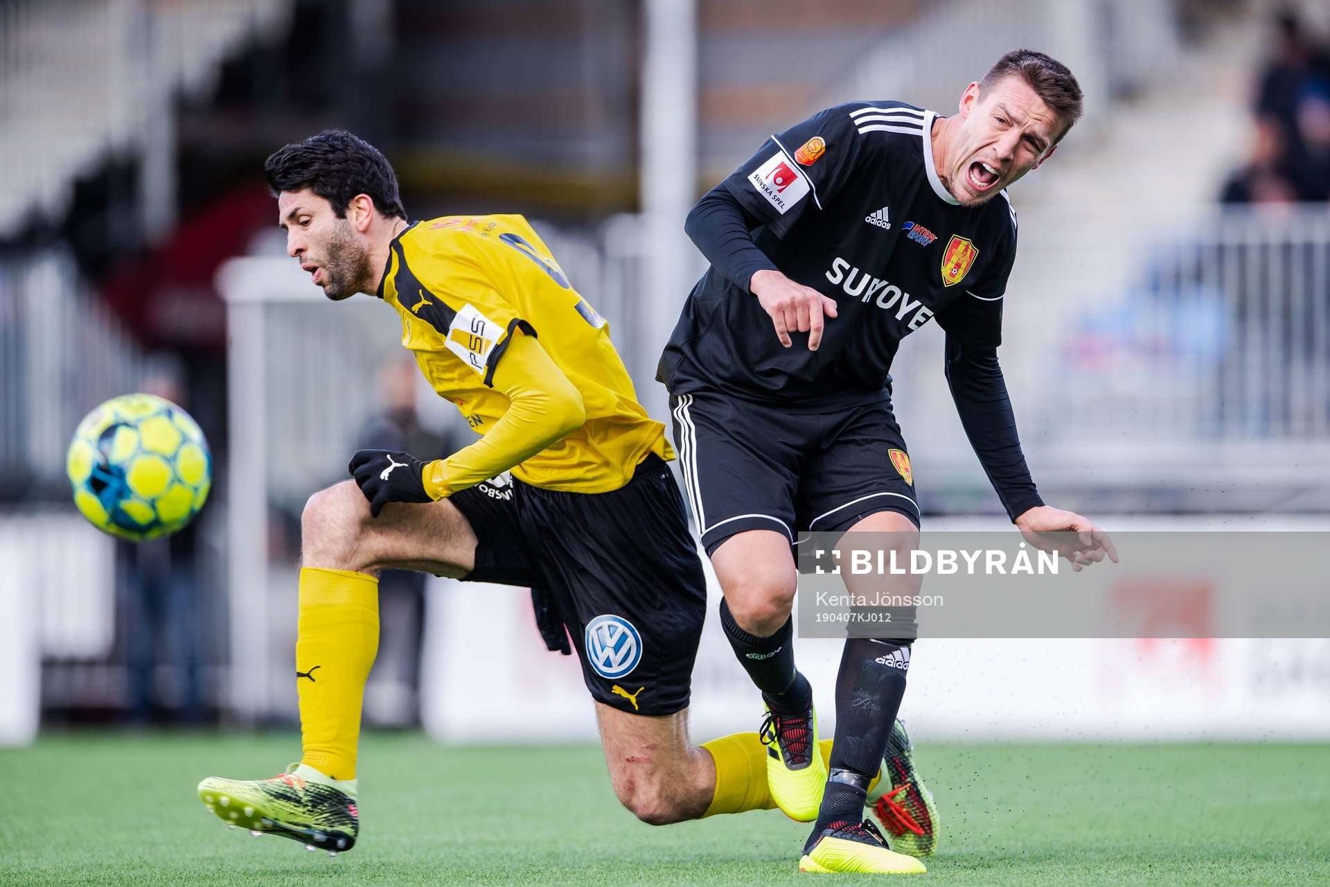 Frejs Luca Gerbino Polo och Syrianskas Matias Cahais