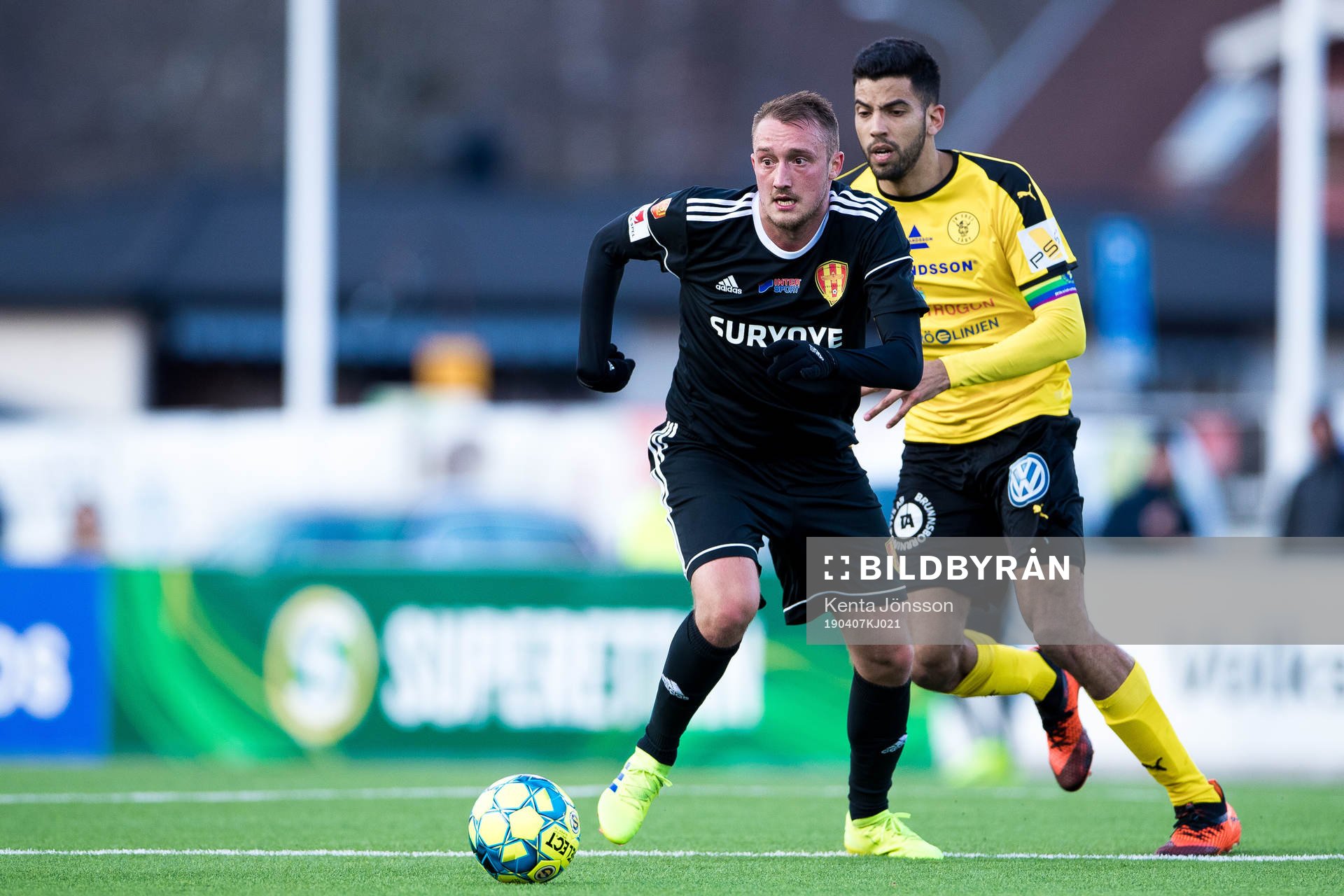 Syrianskas Samjl Suljevic och Frejs Pedro Ribeiro