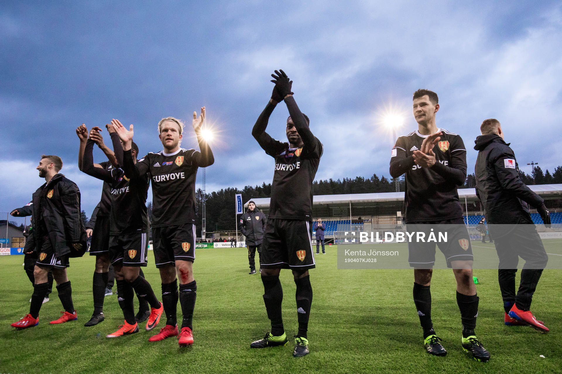Syrianskas Anders Bååth, Success Chimankpa Nwosu och Mauricio Albornoz jublar efter fotbollsmatchen i Superettan mellan Frej och Syrianska den 7 april 2019 i Stockholm.