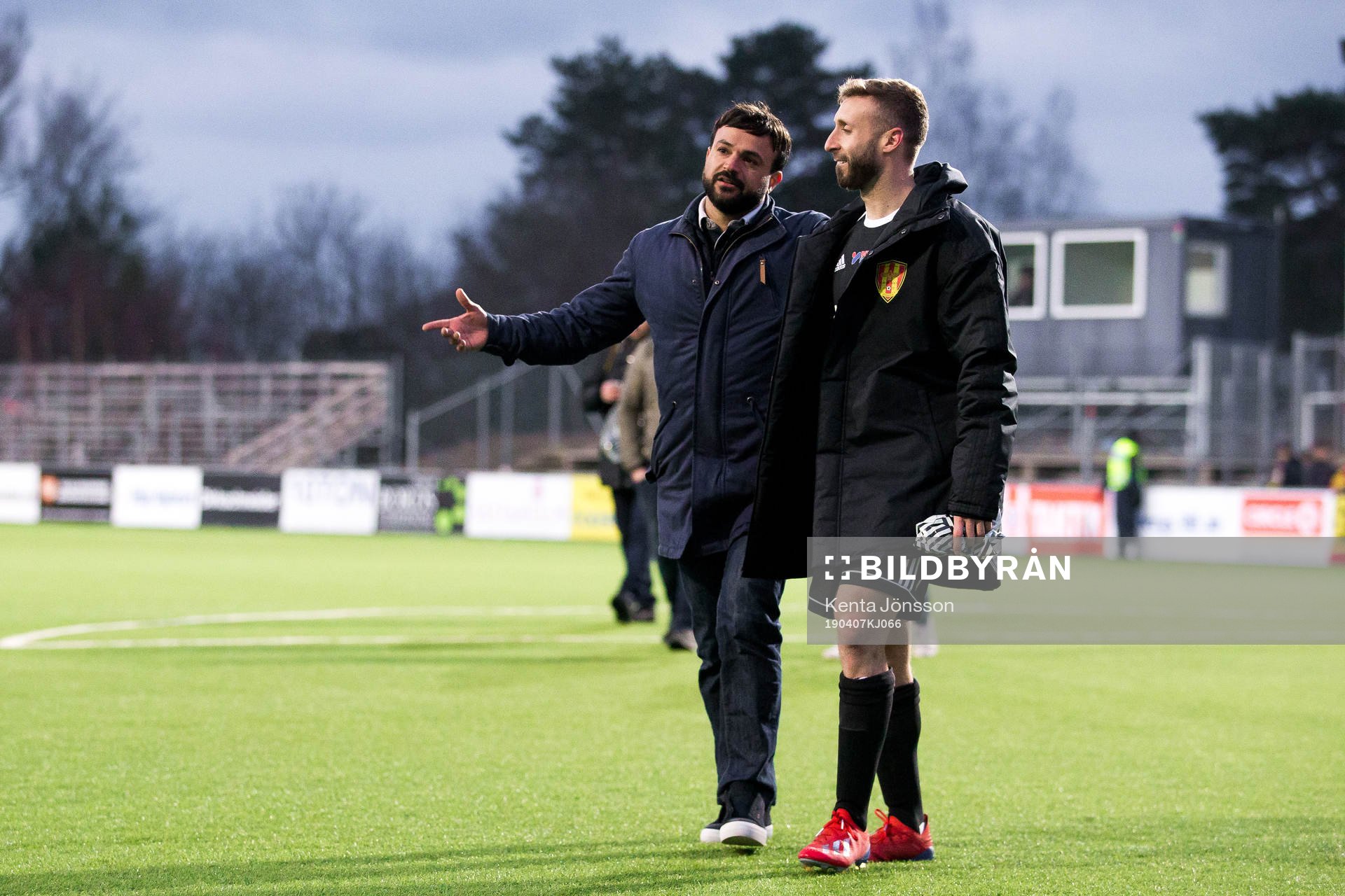 Syrianskas tränare Korosh Hatami med Andrew Michael Stadler