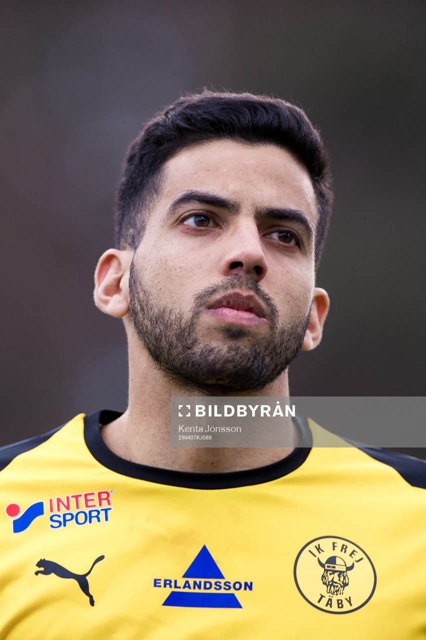 Frejs Pedro Ribeiro under lineup inför fotbollsmatchen i Superettan mellan Frej och Syrianska den 7 april 2019 i Stockholm. 
