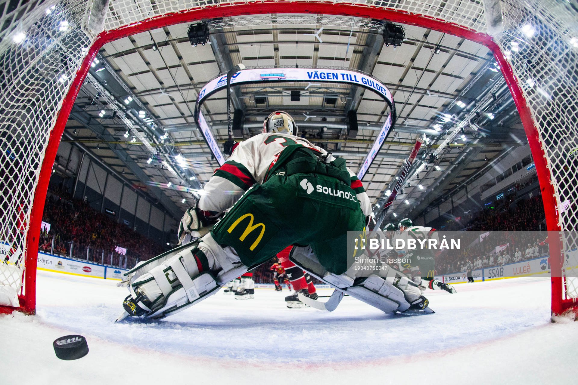 Luleås Jesper Sellgren sätter 3-3