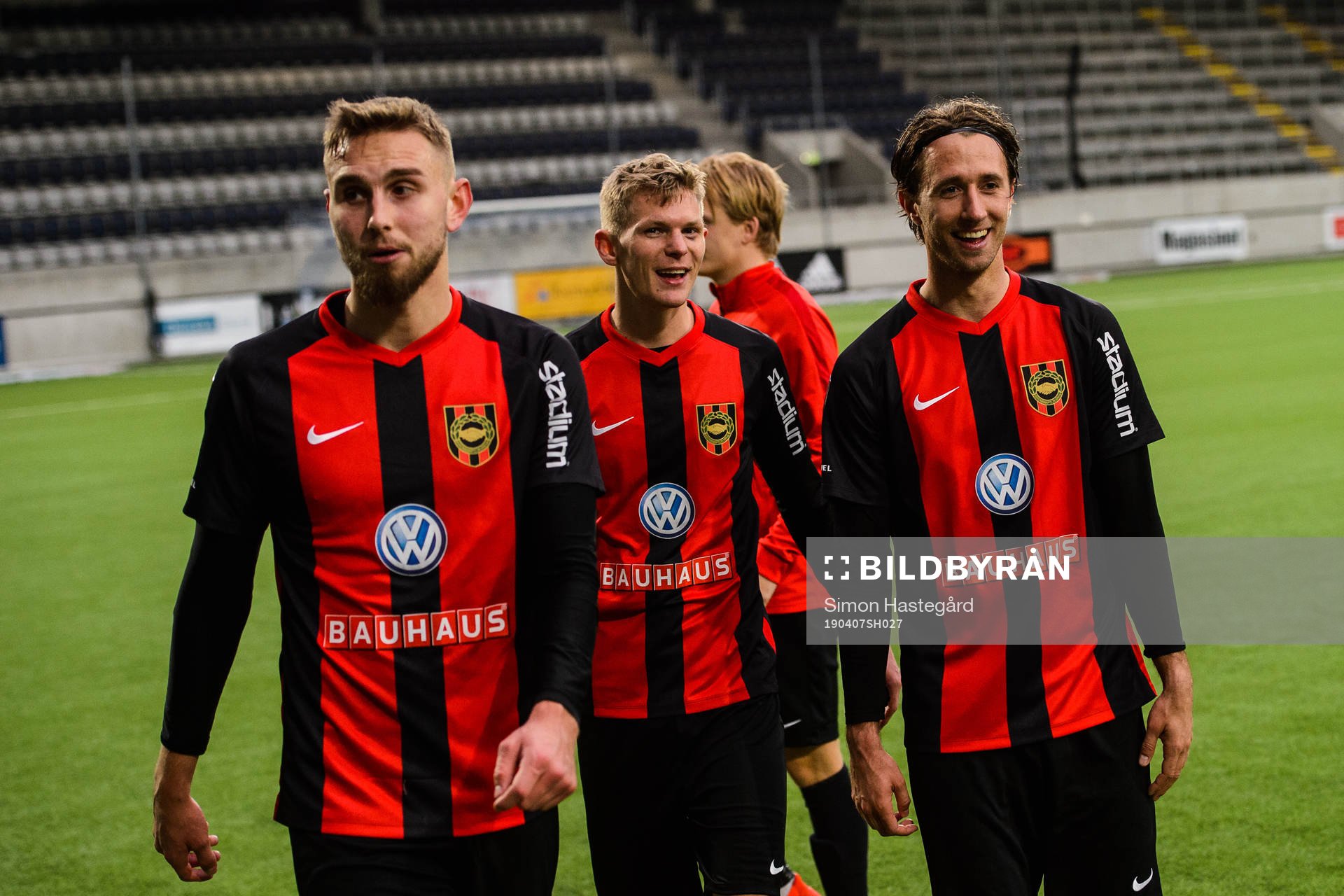 Brommapojkarnas spelare jublar