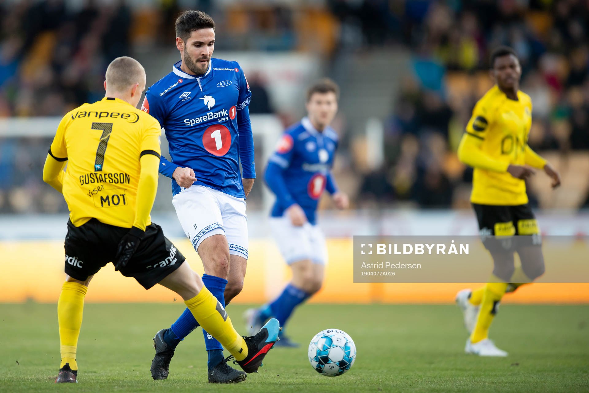 Daniel Gustavsson of Lillestrøm and Eirik Valla Dønnem of
