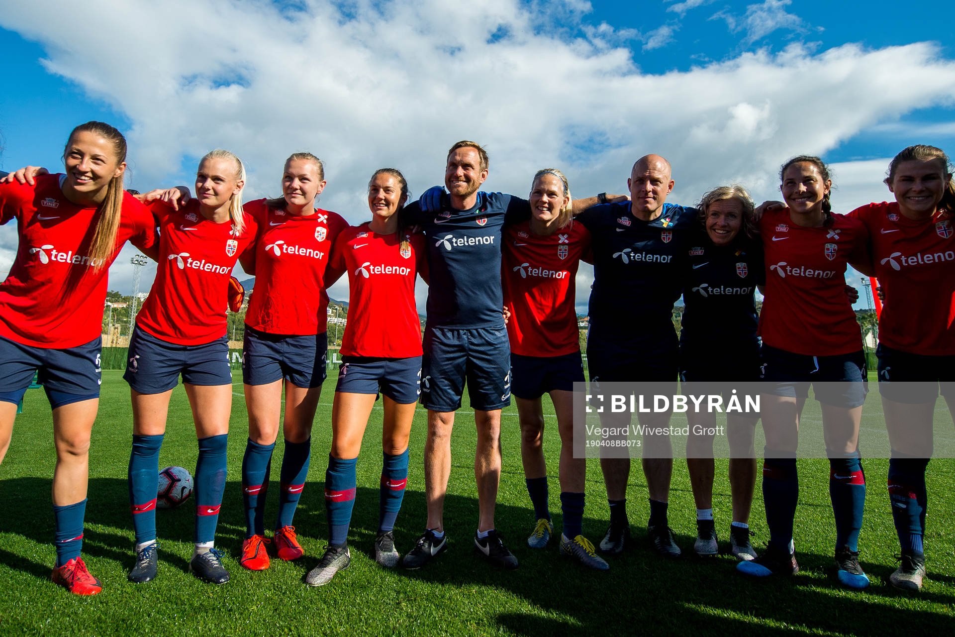 Goalkeeper Cecilie Fiskerstrand, Karina Sævik, Frida