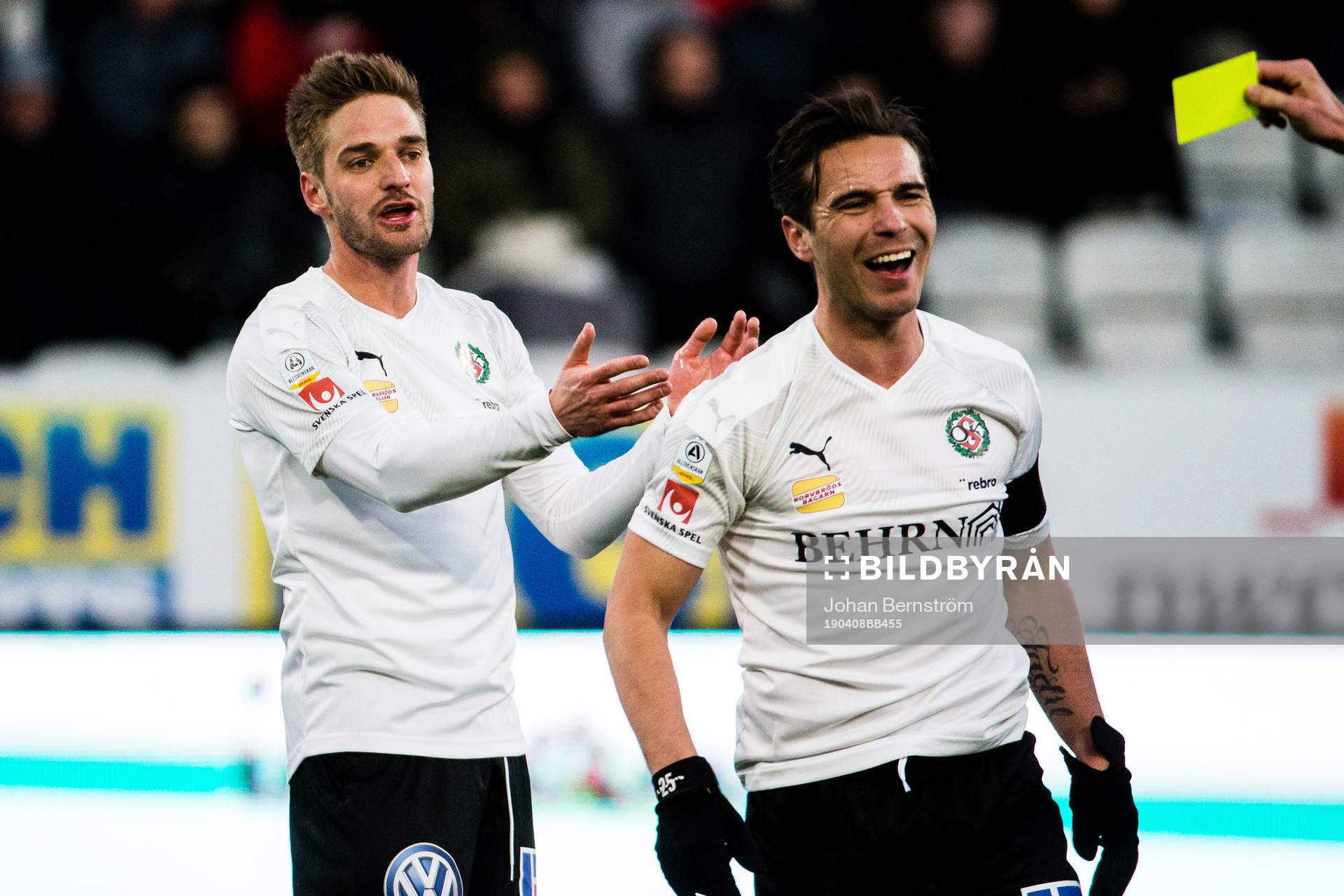 Örebros Johan Mårtensson och Nordin Gerzic deppar