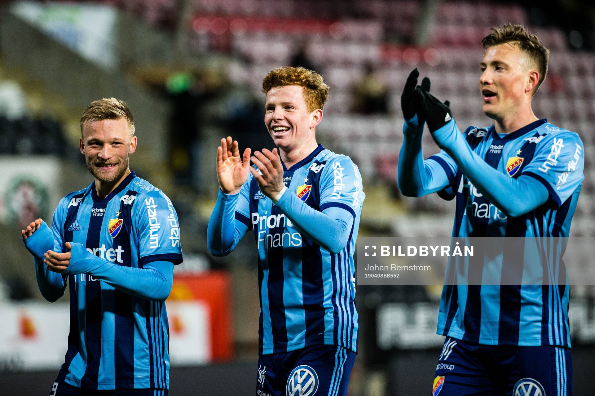 Djurgårdens Aslak Witry jublar med lagkamrater