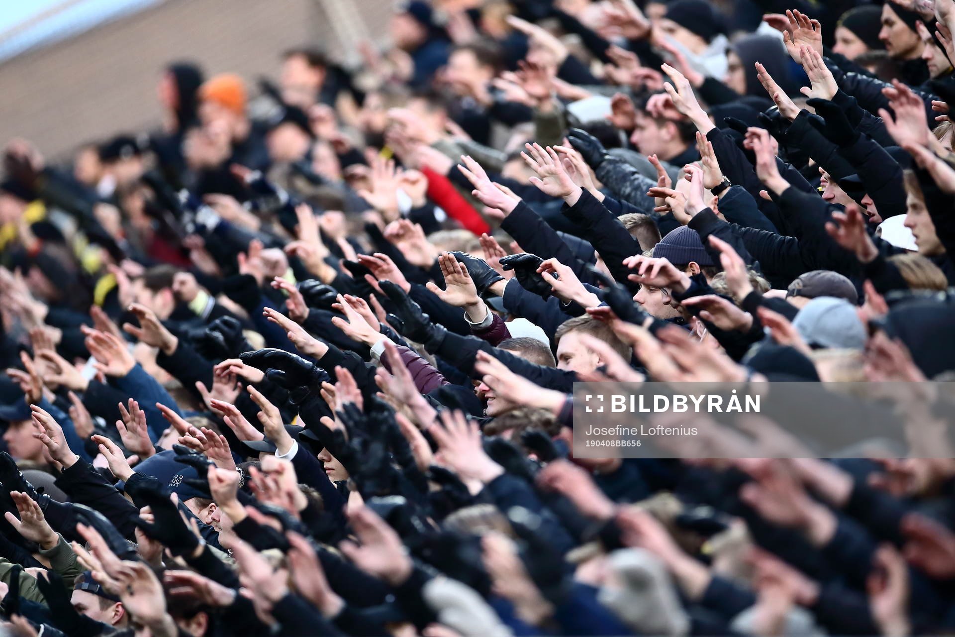 AIK-supportrars händer