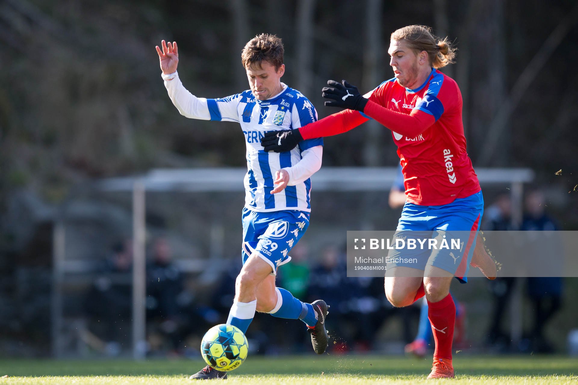 IFK Göteborgs Lasse Vibe och Helsingborgs Charlie Weberg