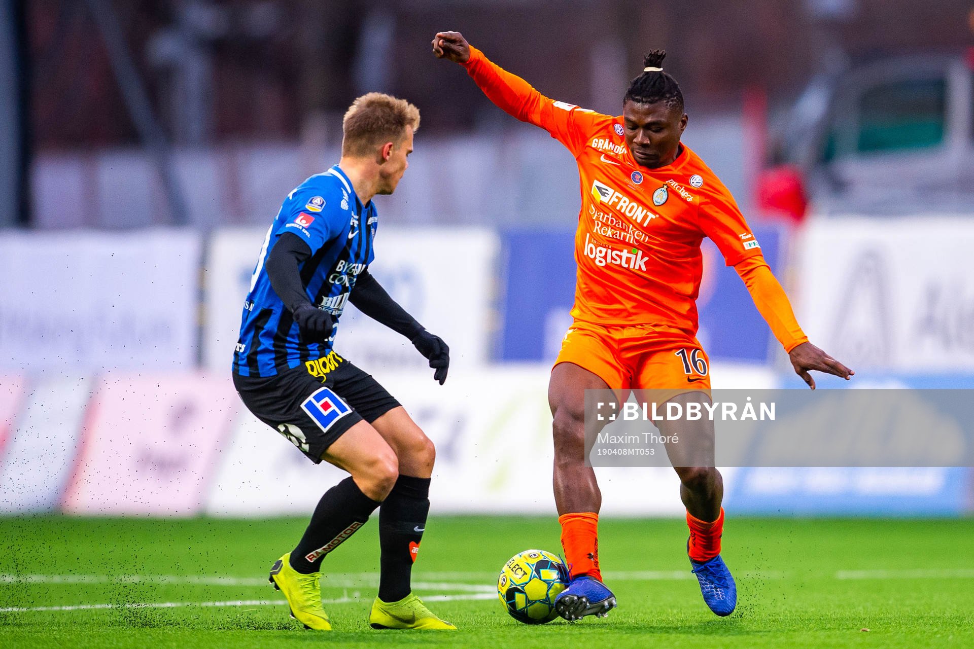 AFC Eskilstunas Samuel Nnamani och Sirius Elias Andersson