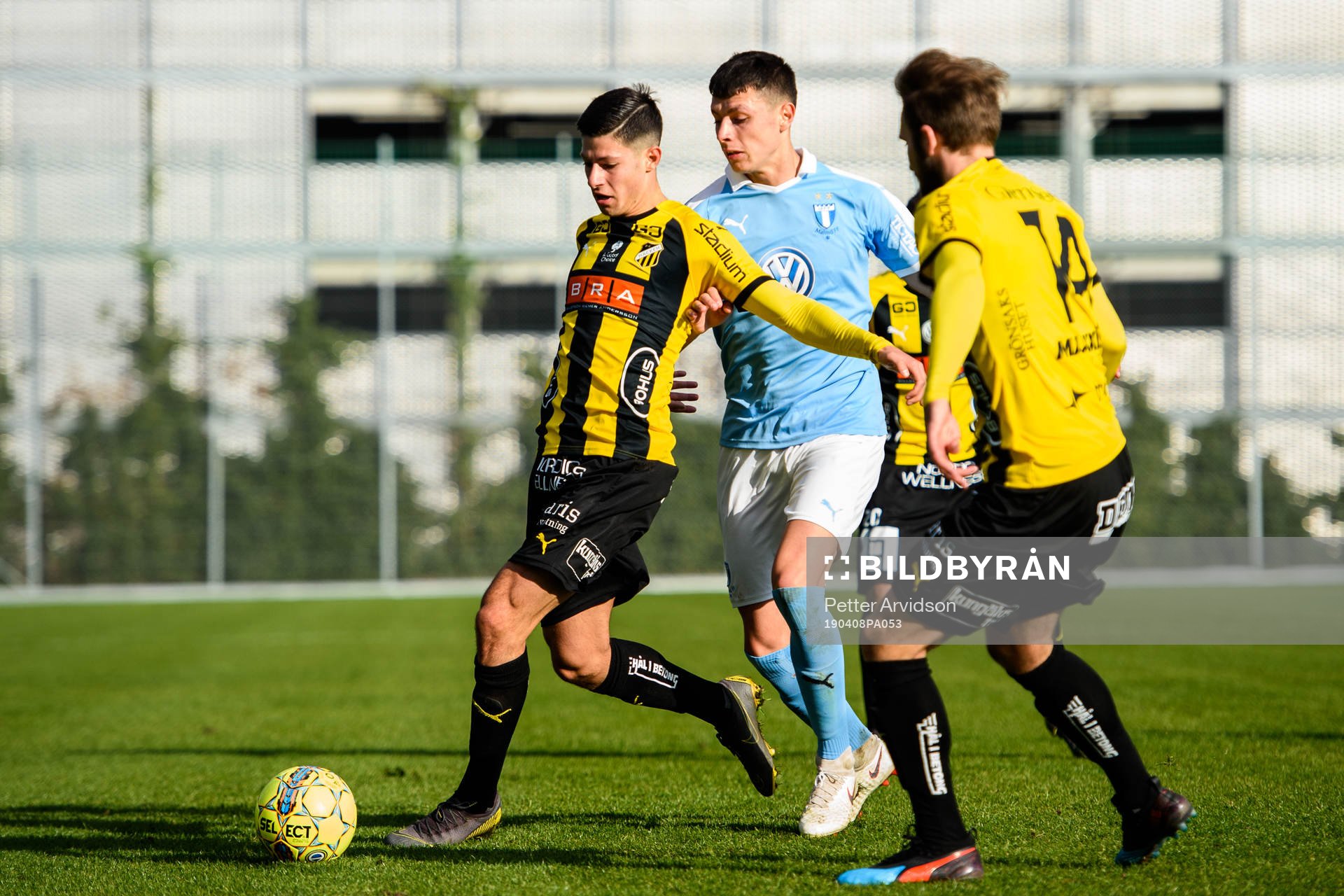 Häckens Kevin Yakob och Malmö FFs Anel Ahmedhodzic