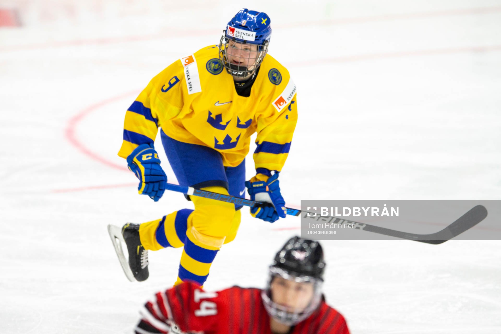 Jessica Adolfsson #9, SWE, Haruka Toko #14, JPN