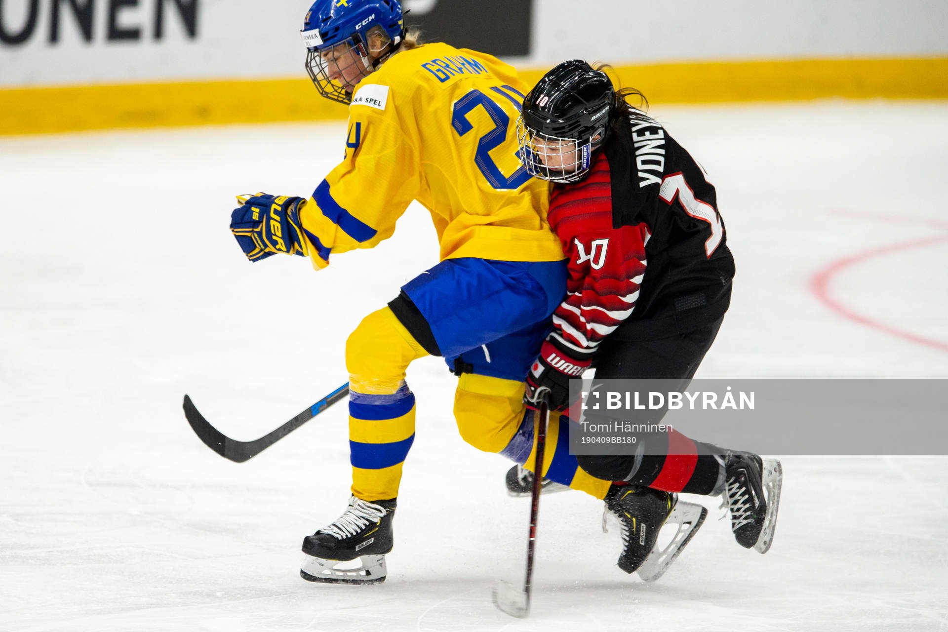 Erika Grahm #24, SWE, Haruna Yoneyama #10, JPN