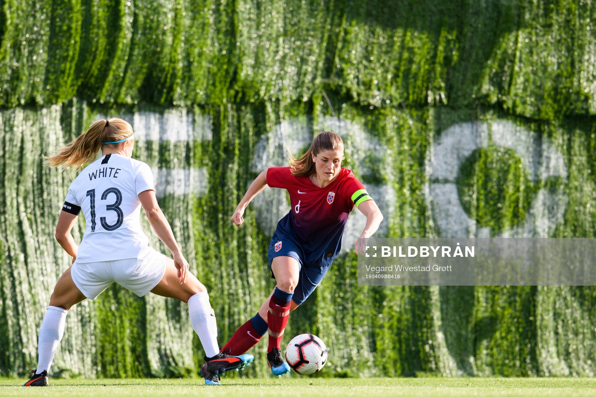 Rosie White of New Zealand and Maren Mjelde of Norway