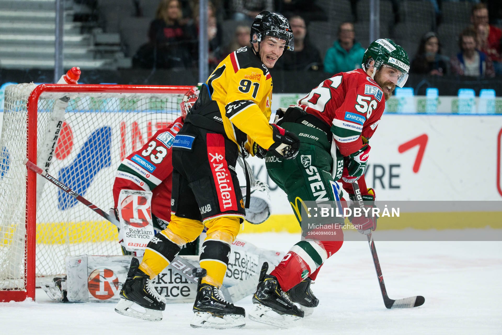 Luleås Austin Farley och Frölundas Jonathan Sigalet