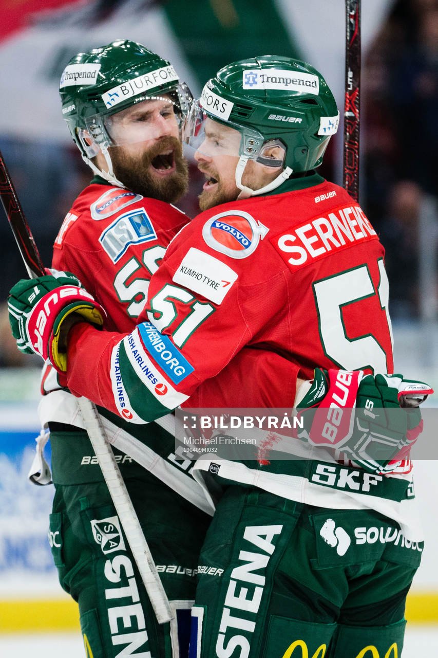 Frölundas Jonathan Sigalet och Mats Rosseli Olsen jublar