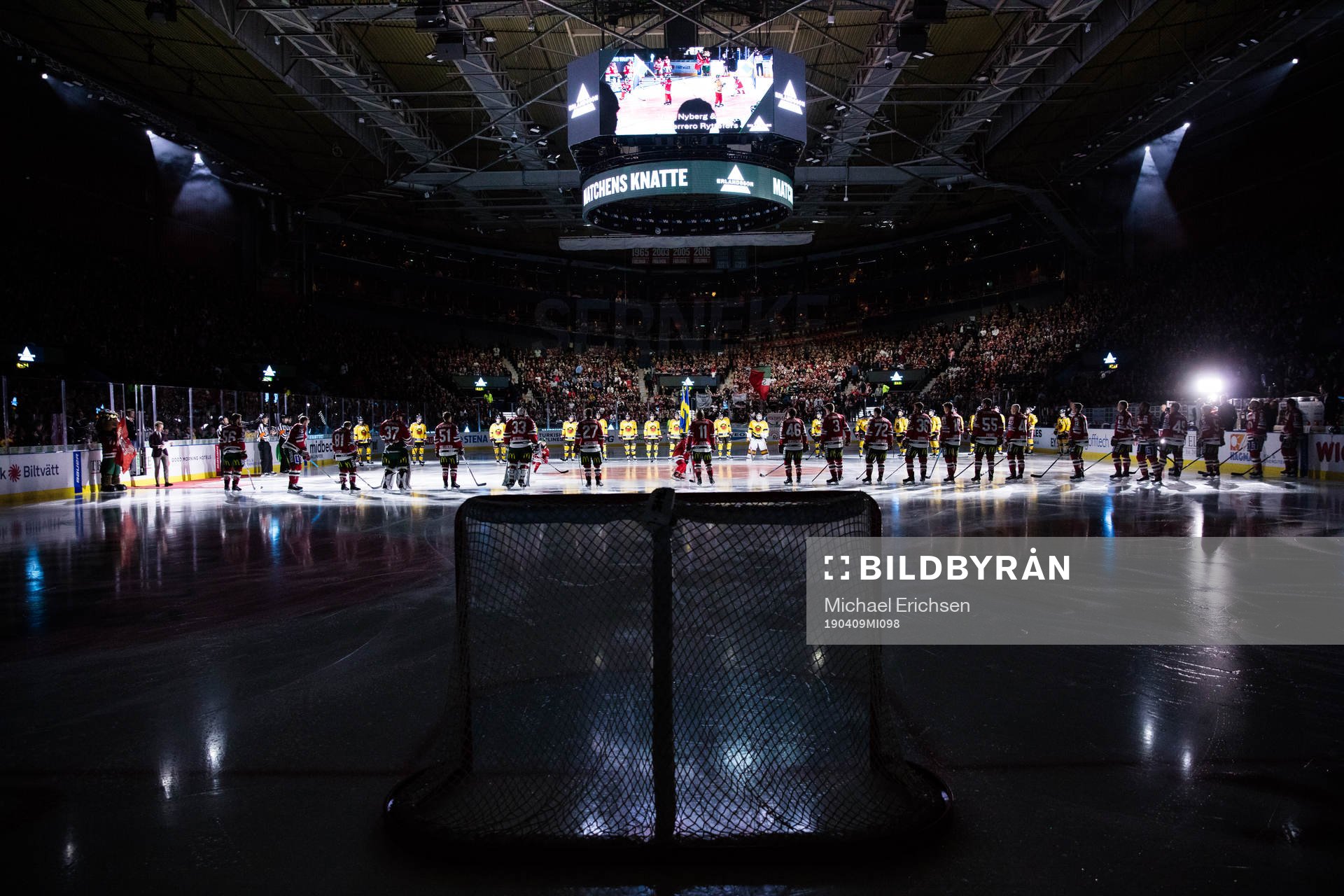 Lagen på line up innan semifinal 2 i SM-slutspelet i