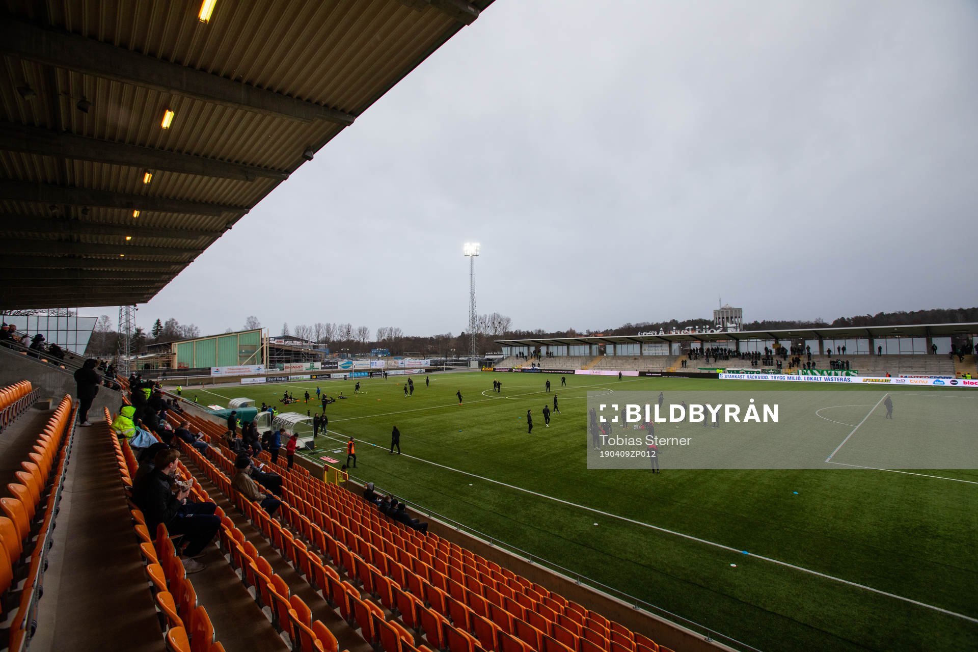 Vy över Solid Park Arena innan fotbollsmatchen i