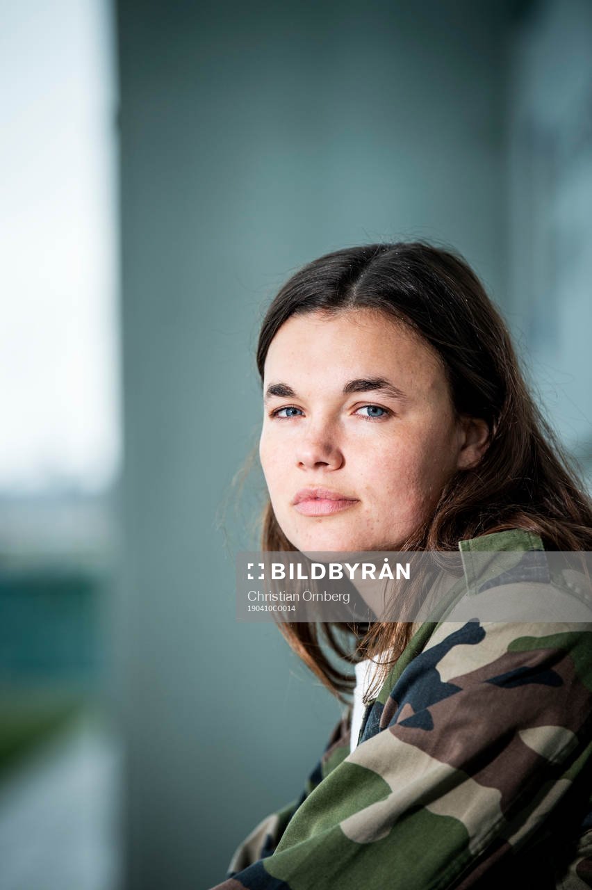 Fotbollsspelaren Anna Welin i Kristianstad DFF poserer för