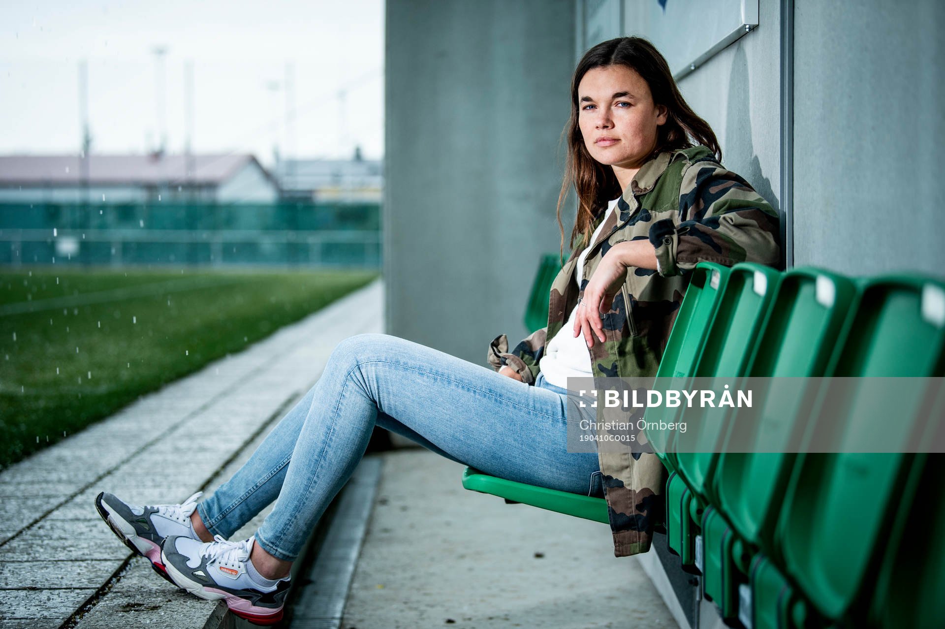 Fotbollsspelaren Anna Welin i Kristianstad DFF poserer för