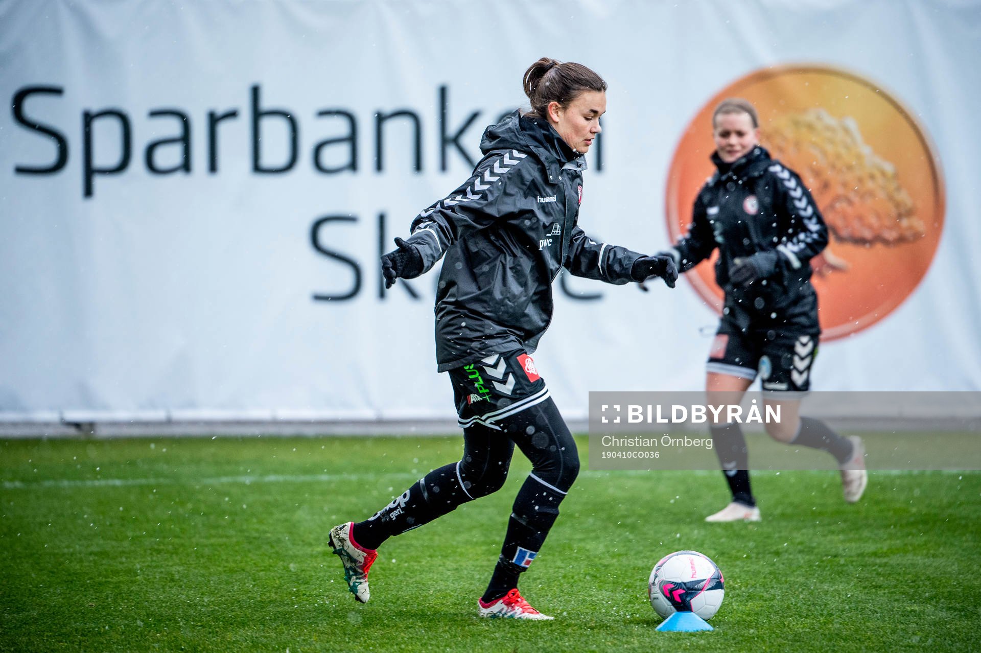 Fotbollsspelaren Anna Welin