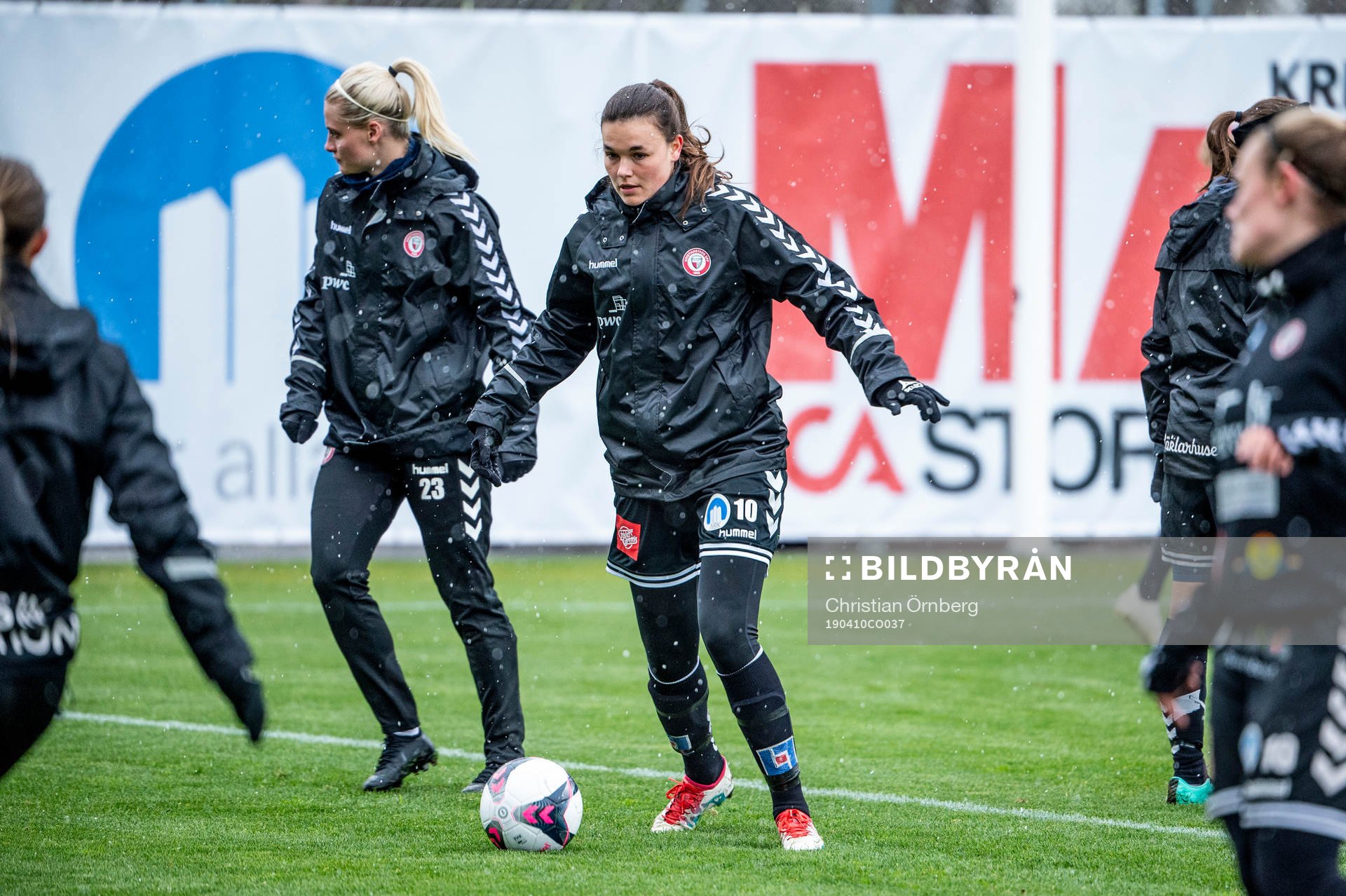 Fotbollsspelaren Anna Welin