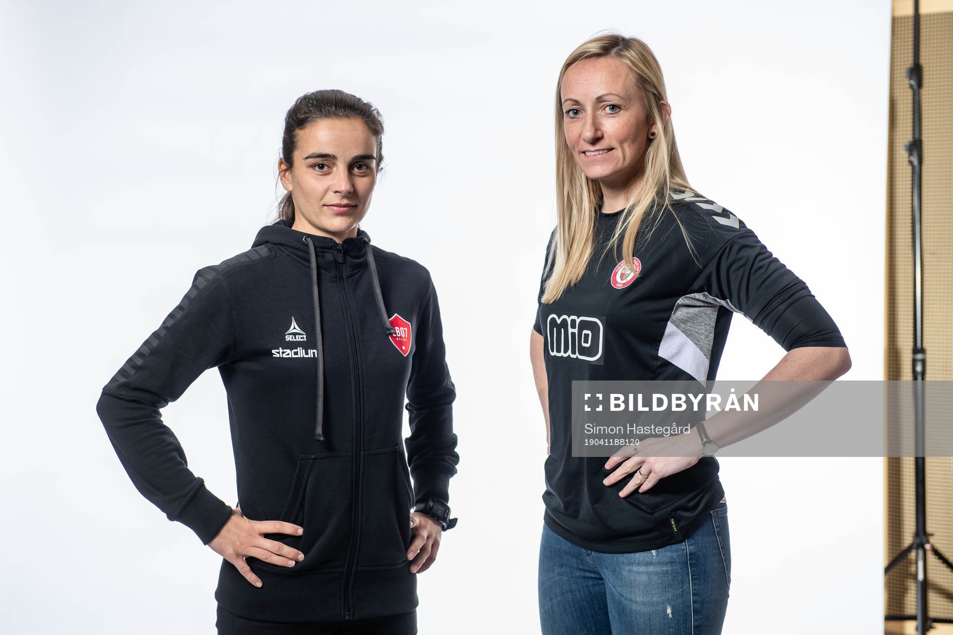 Reneé Slegers, tränare LB07 och Elisabeth Gunnarsdottir,