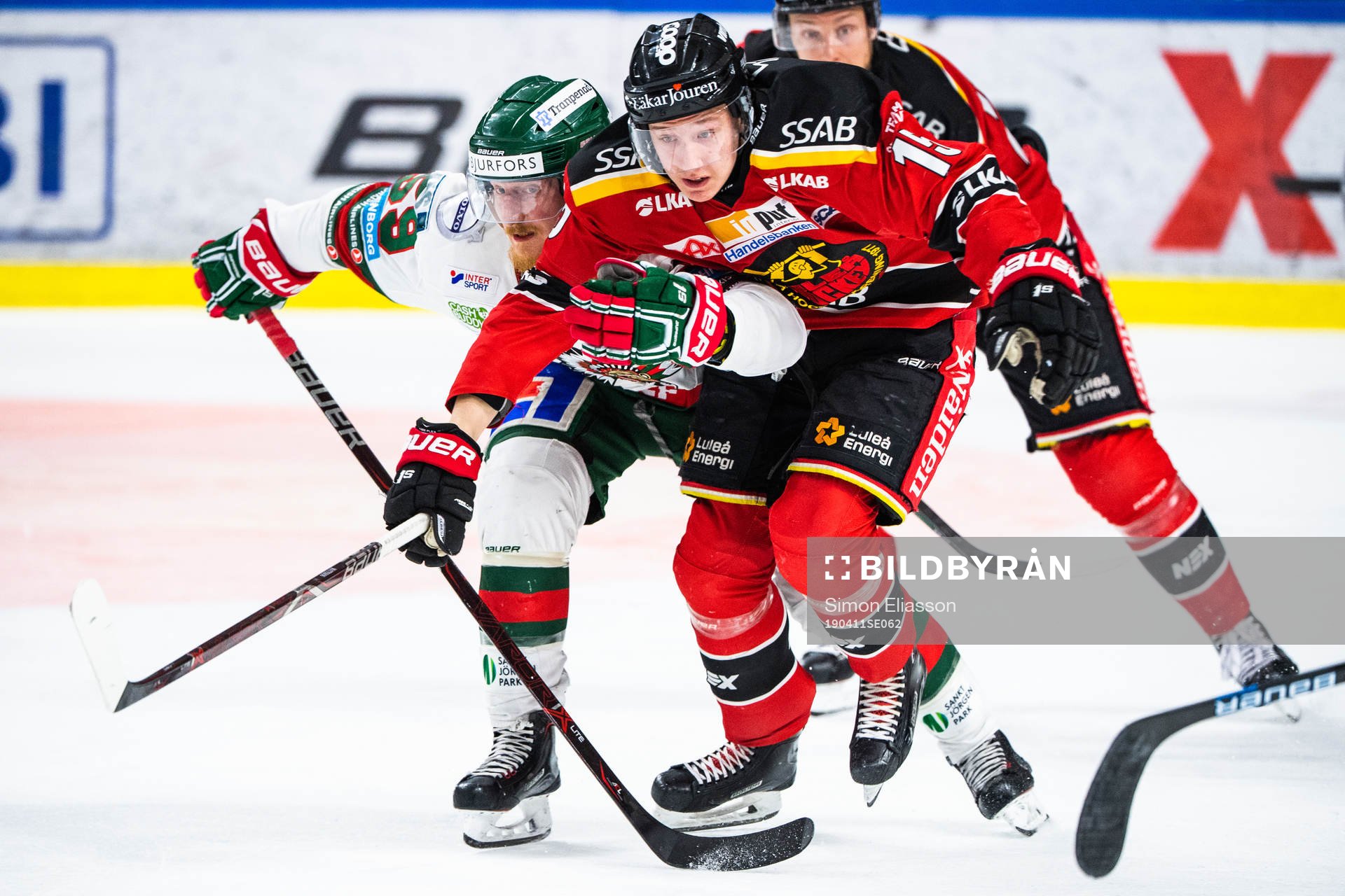 Frölundas Simon Hjalmarsson och Luleås Carl Mattsson