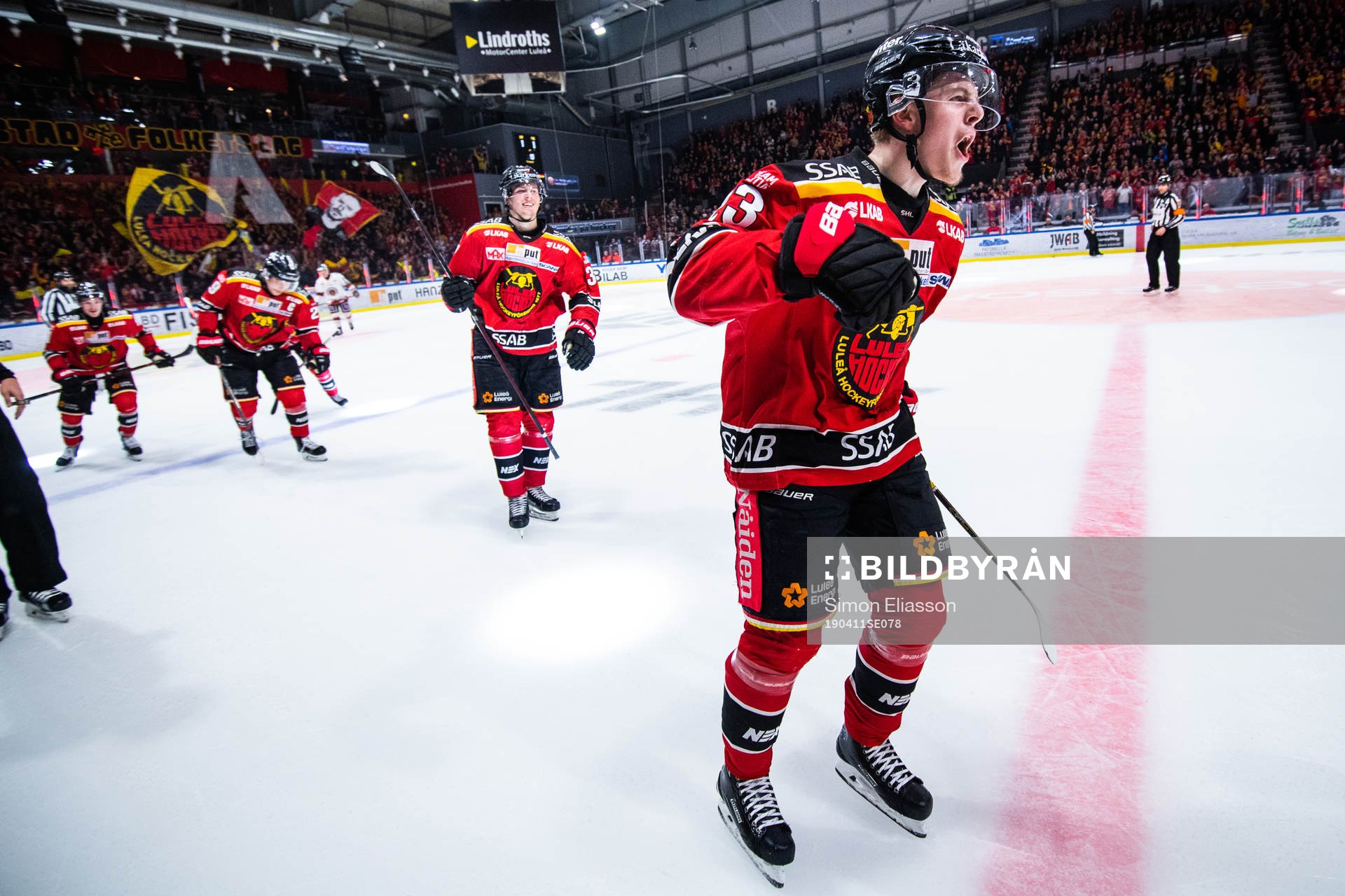 Luleås Jesper Sellgren jublar