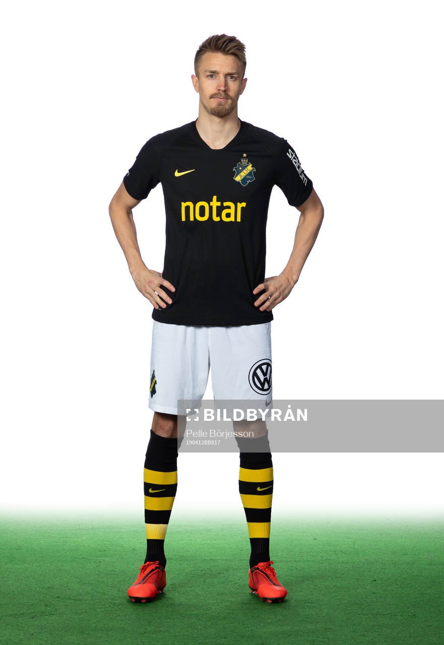 s Rasmus Lindkvist