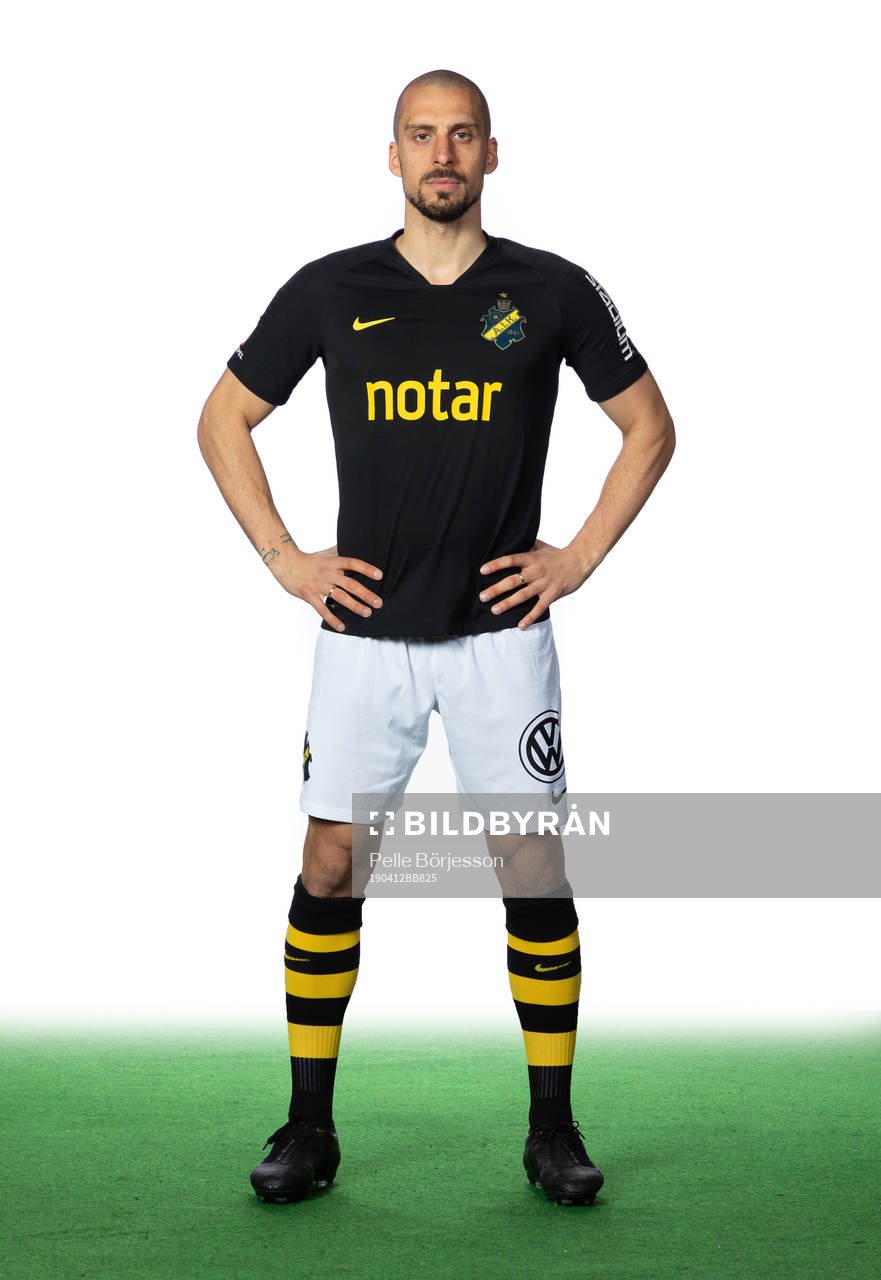 s Panajotis Dimitriadis