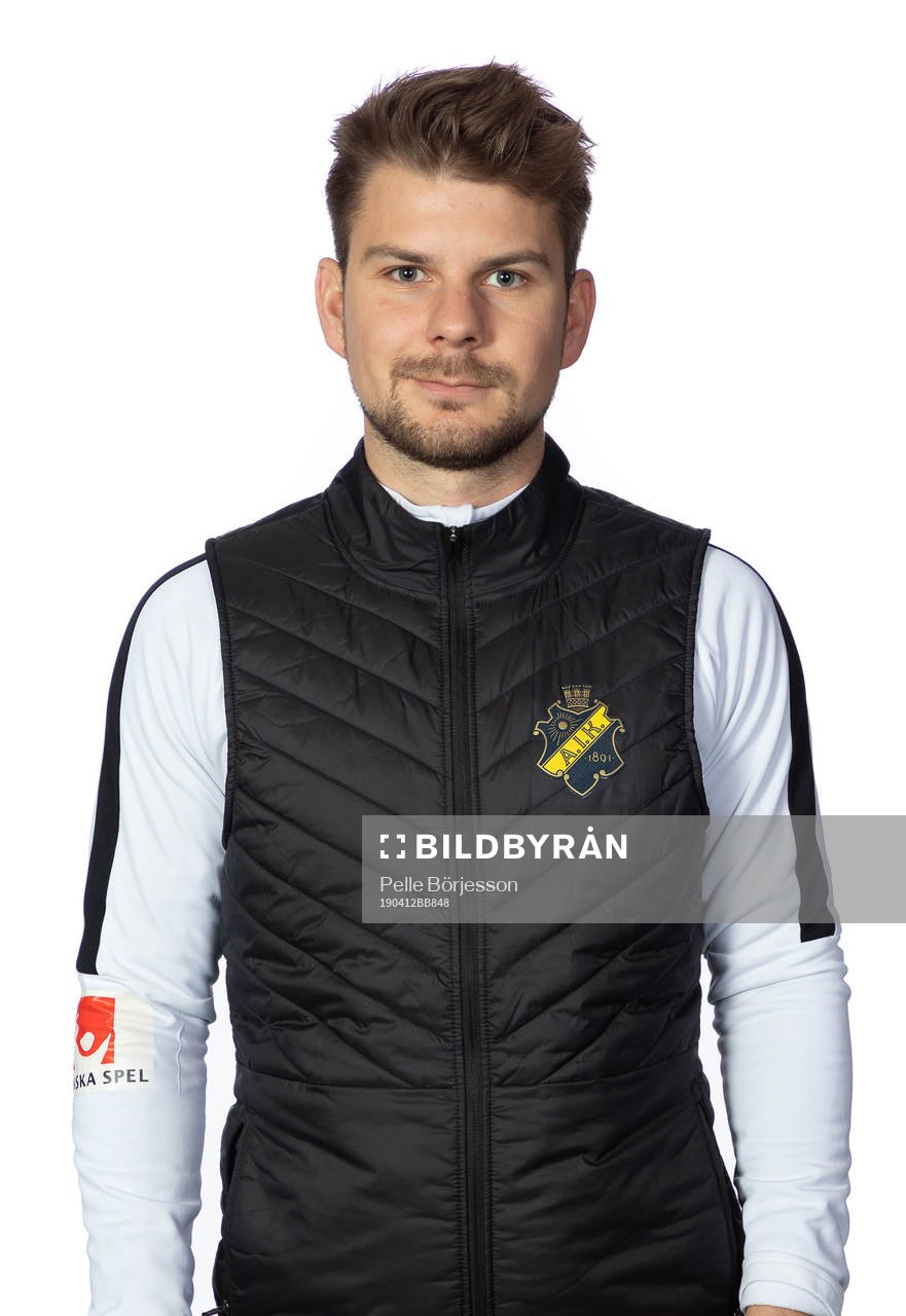 s Lukas Arndt